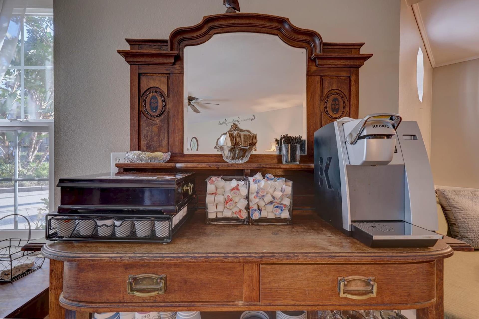 Pelican Cove Inn gallery photo in Carlsbad, CA — image 12