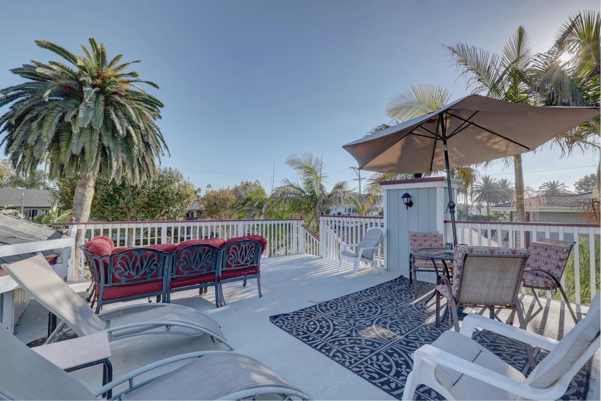 Pelican Cove Inn interior in Carlsbad, CA — gallery photo 2