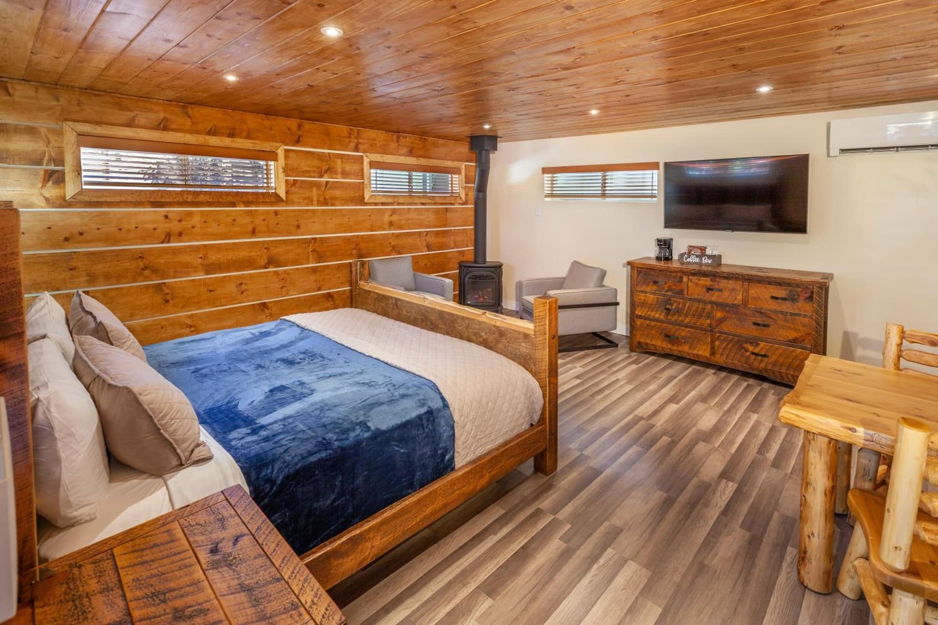 Tahquitz Pines Retreat gallery photo in Idyllwild, CA — image 67