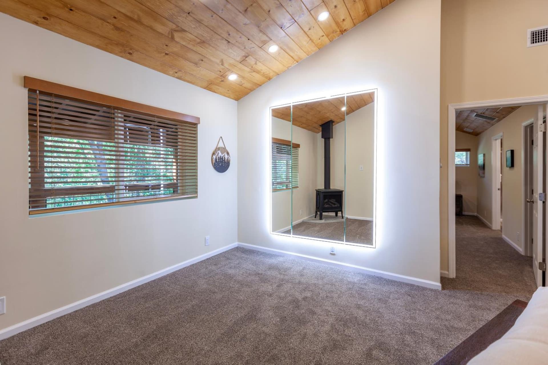 Tahquitz Pines Retreat gallery photo in Idyllwild, CA — image 77