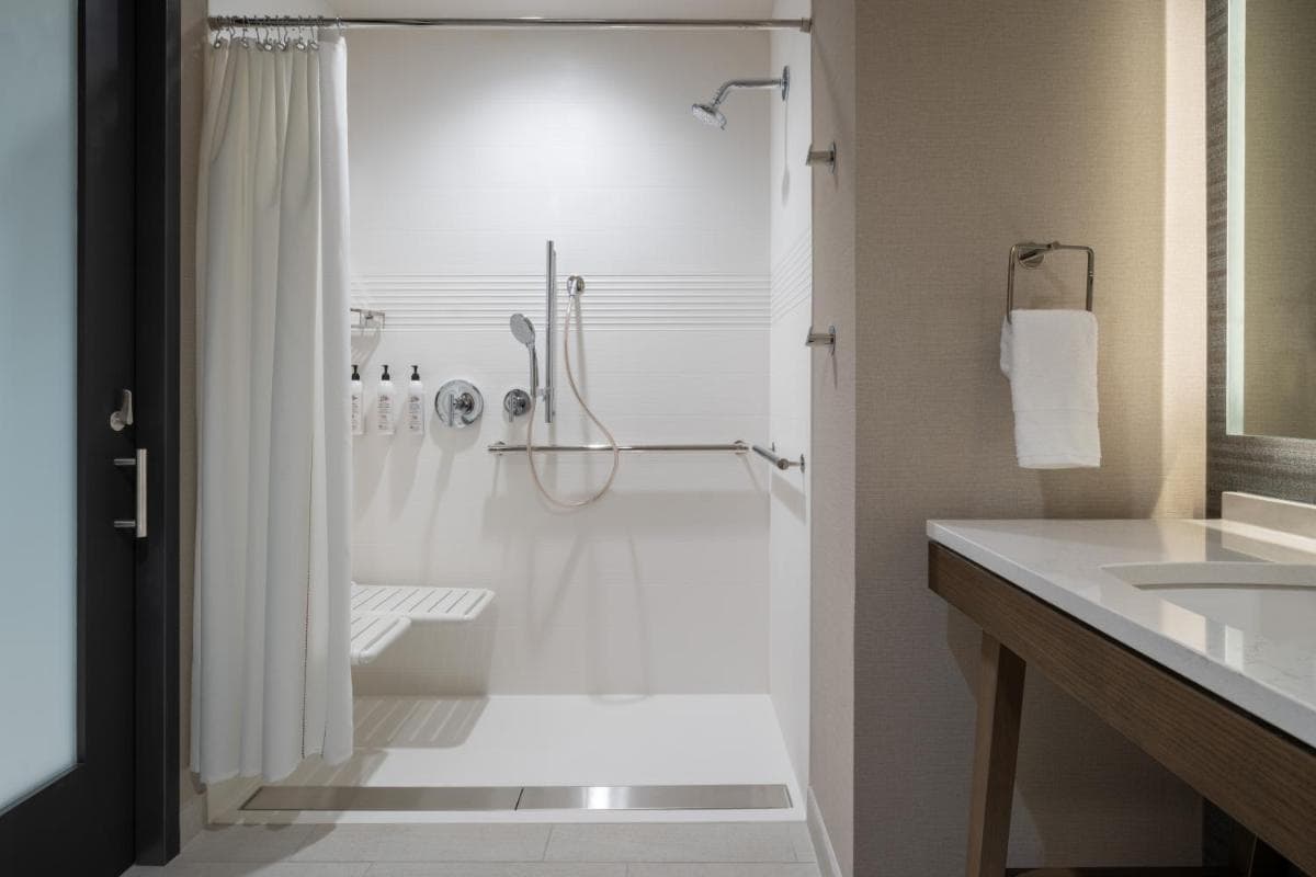 Delta Hotels by Marriott Wichita Falls Convention Center gallery photo in Wichita Falls, TX — image 27