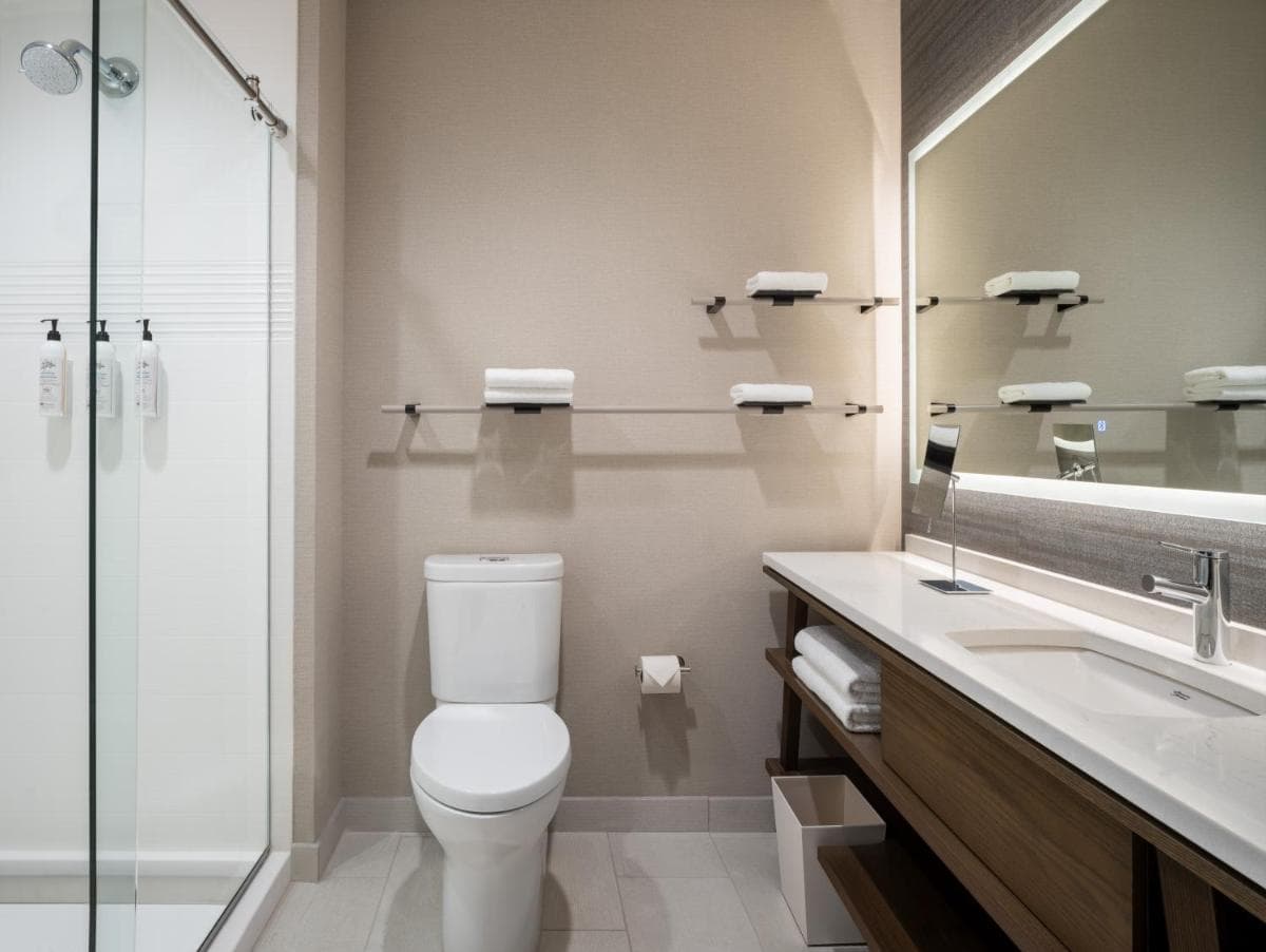 Delta Hotels by Marriott Wichita Falls Convention Center gallery photo in Wichita Falls, TX — image 21