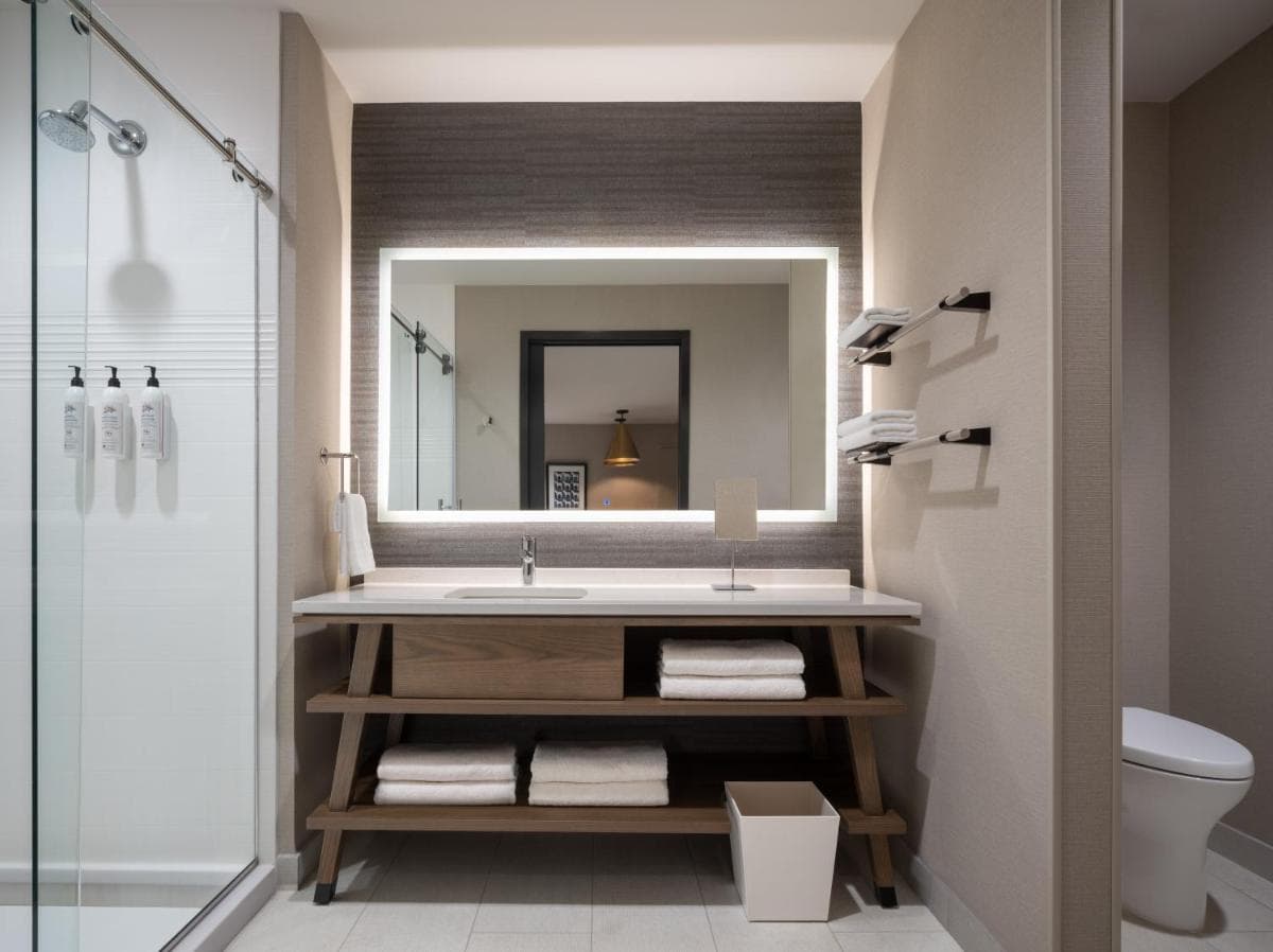 Delta Hotels by Marriott Wichita Falls Convention Center gallery photo in Wichita Falls, TX — image 30