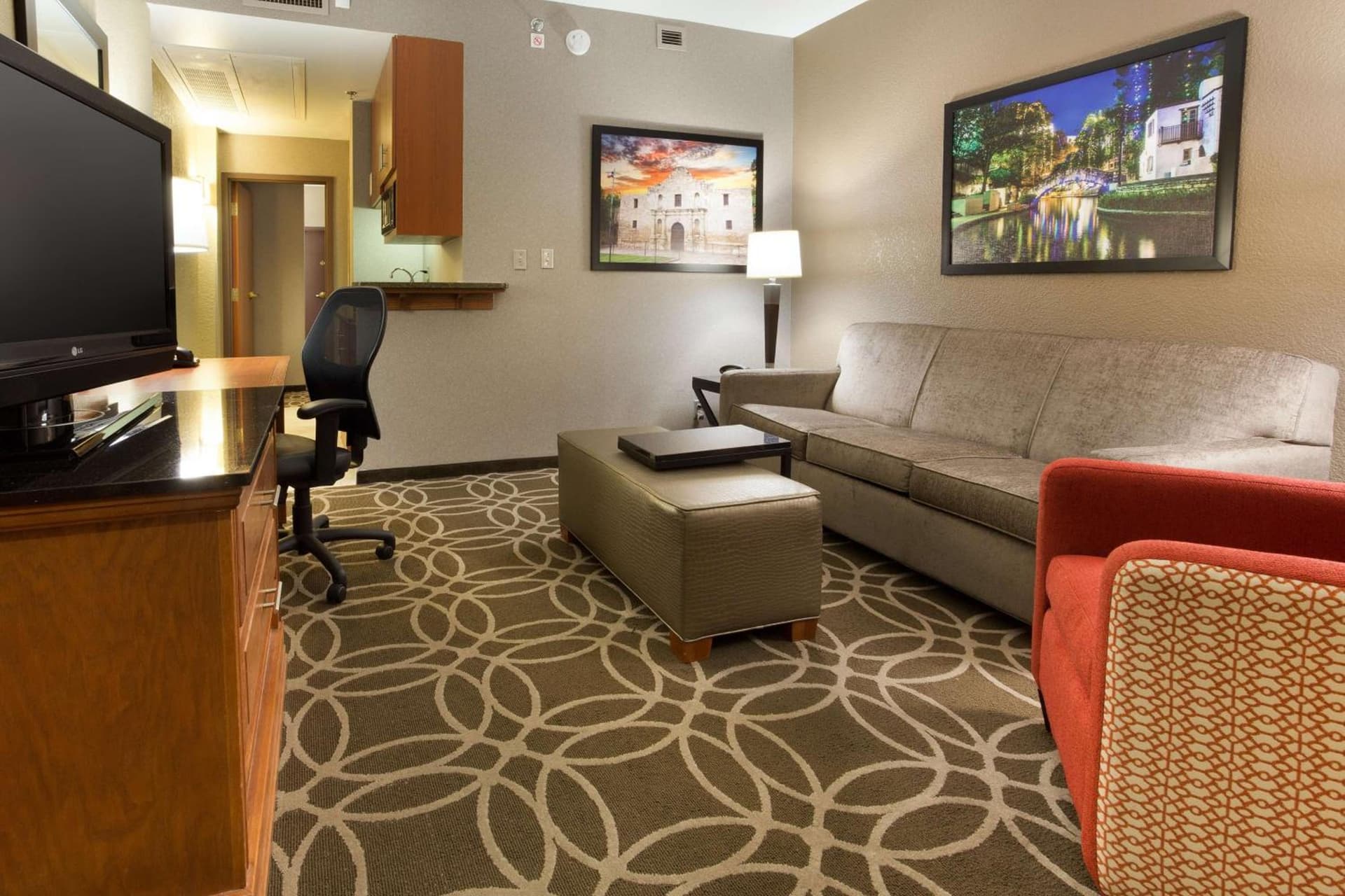 Drury Inn & Suites San Antonio Riverwalk gallery photo in San Antonio, TX — image 7