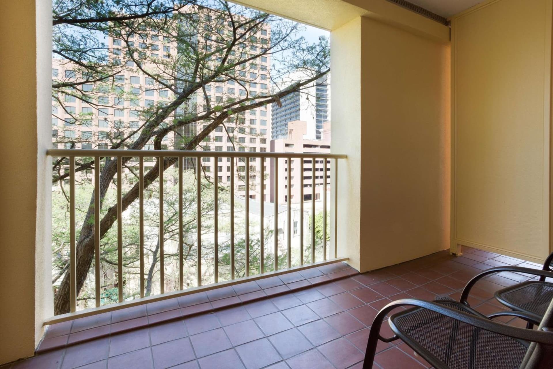 Drury Inn & Suites San Antonio Riverwalk gallery photo in San Antonio, TX — image 42
