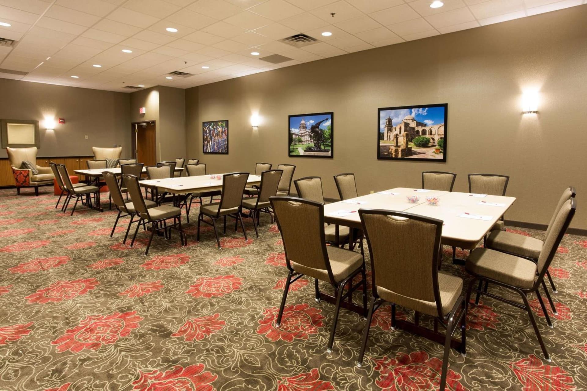 Drury Inn & Suites San Antonio Riverwalk gallery photo in San Antonio, TX — image 4