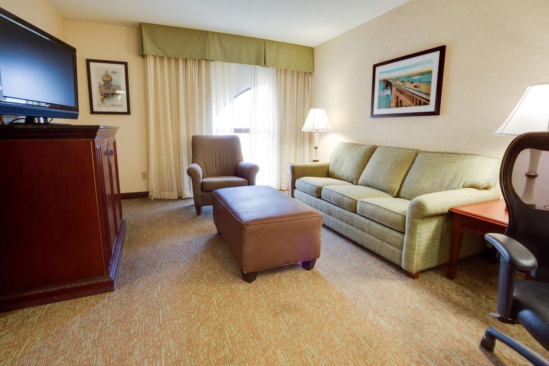 Pear Tree Inn St Louis Convention Center gallery photo in Saint Louis, MO — image 40