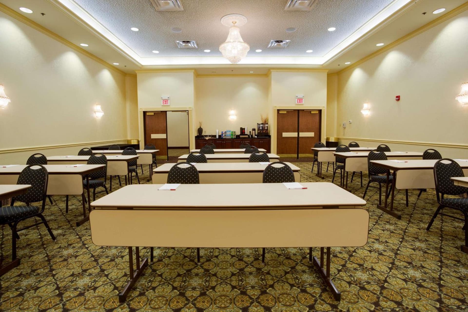 Pear Tree Inn St Louis Convention Center gallery photo in Saint Louis, MO — image 38
