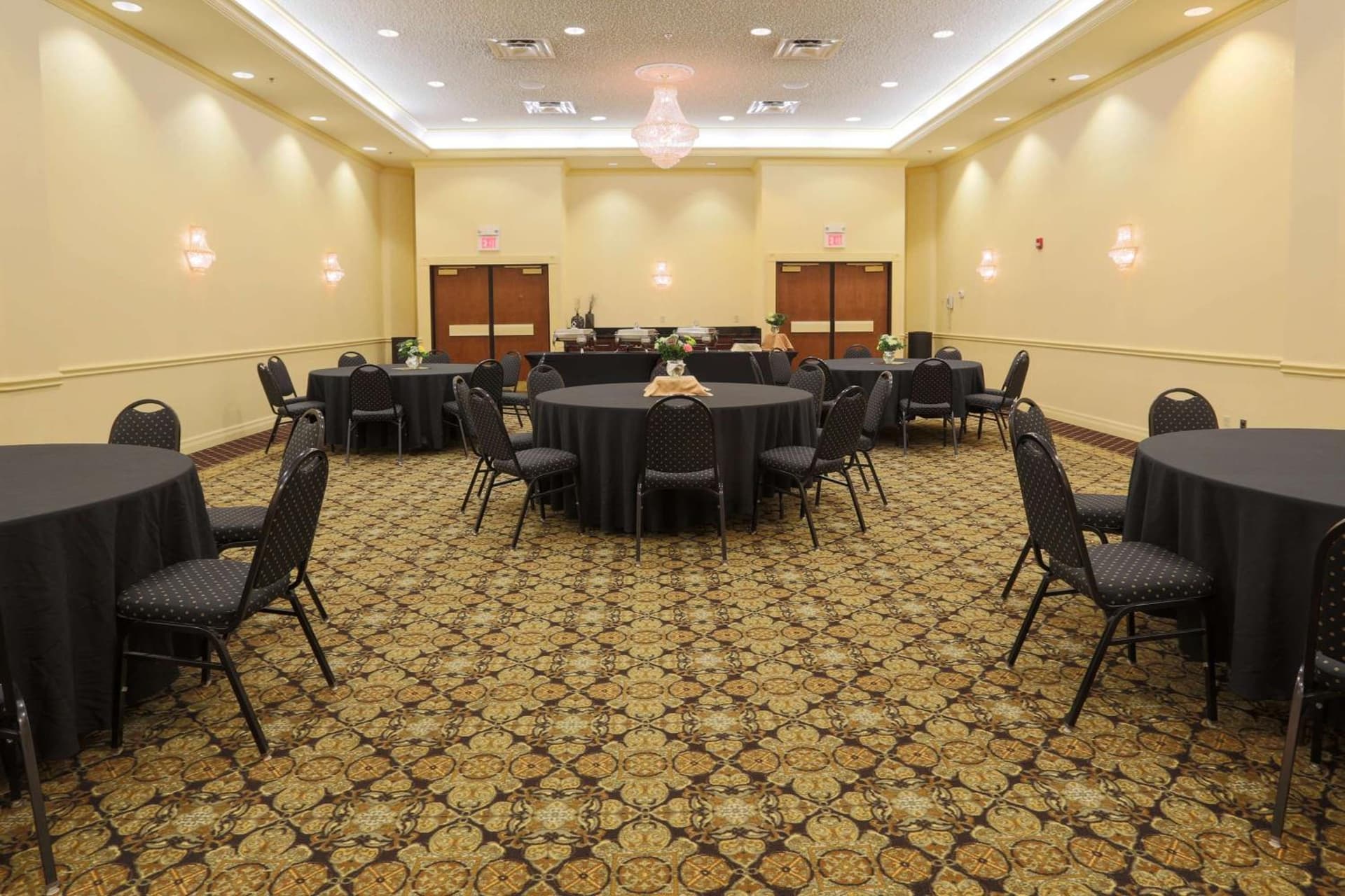 Pear Tree Inn St Louis Convention Center gallery photo in Saint Louis, MO — image 13