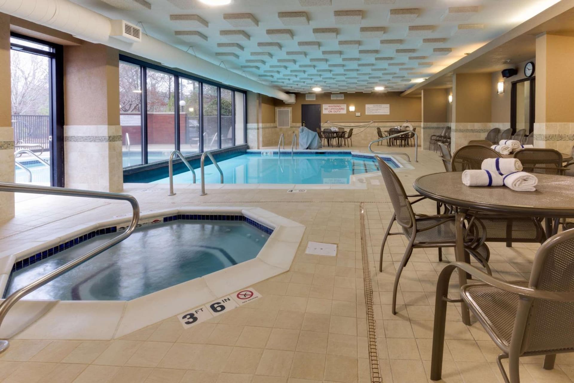 Drury Inn & Suites Birmingham Grandview gallery photo in Birmingham, AL — image 10