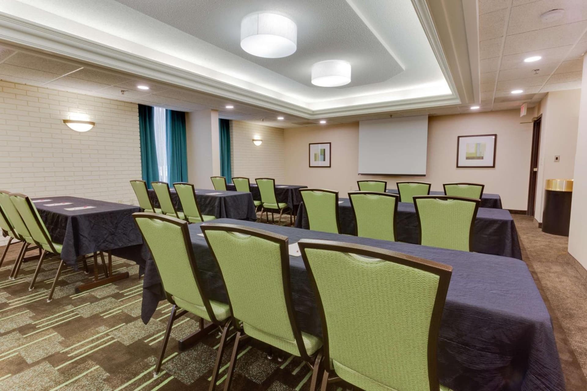 Drury Inn & Suites Birmingham Grandview gallery photo in Birmingham, AL — image 20