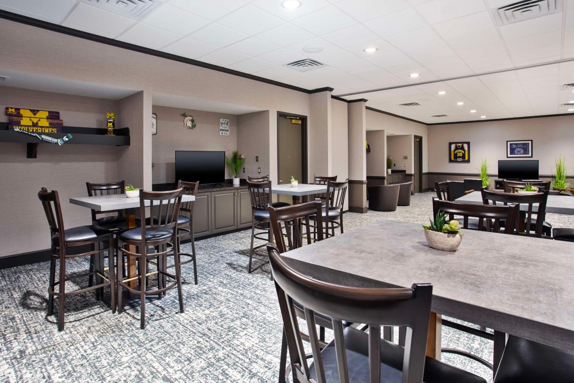 DoubleTree by Hilton Lansing gallery photo in Lansing, MI — image 18
