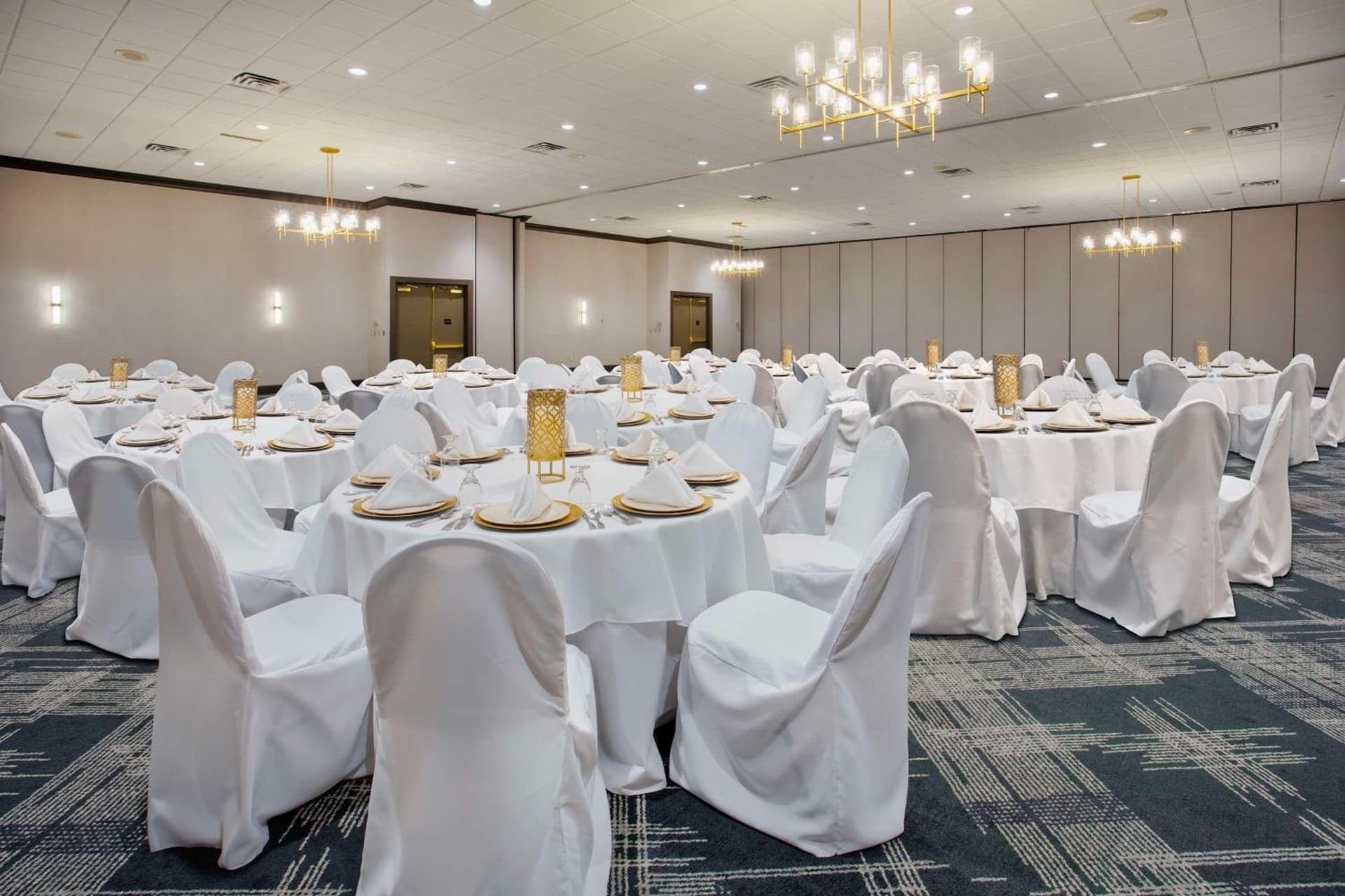 DoubleTree by Hilton Lansing gallery photo in Lansing, MI — image 82