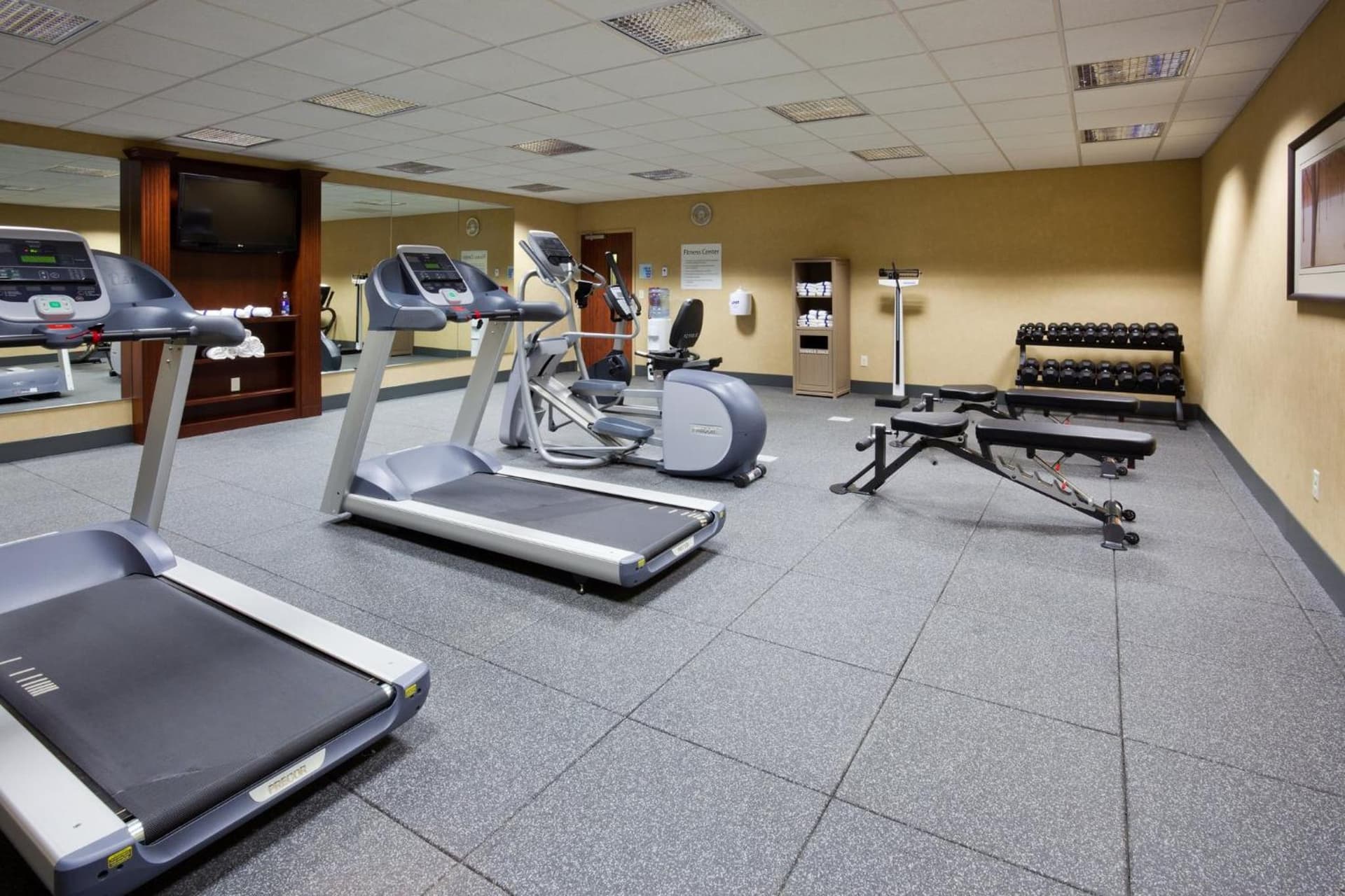 Holiday Inn Express Hotel & Suites Shakopee by IHG interior in Shakopee, MN — gallery photo 2