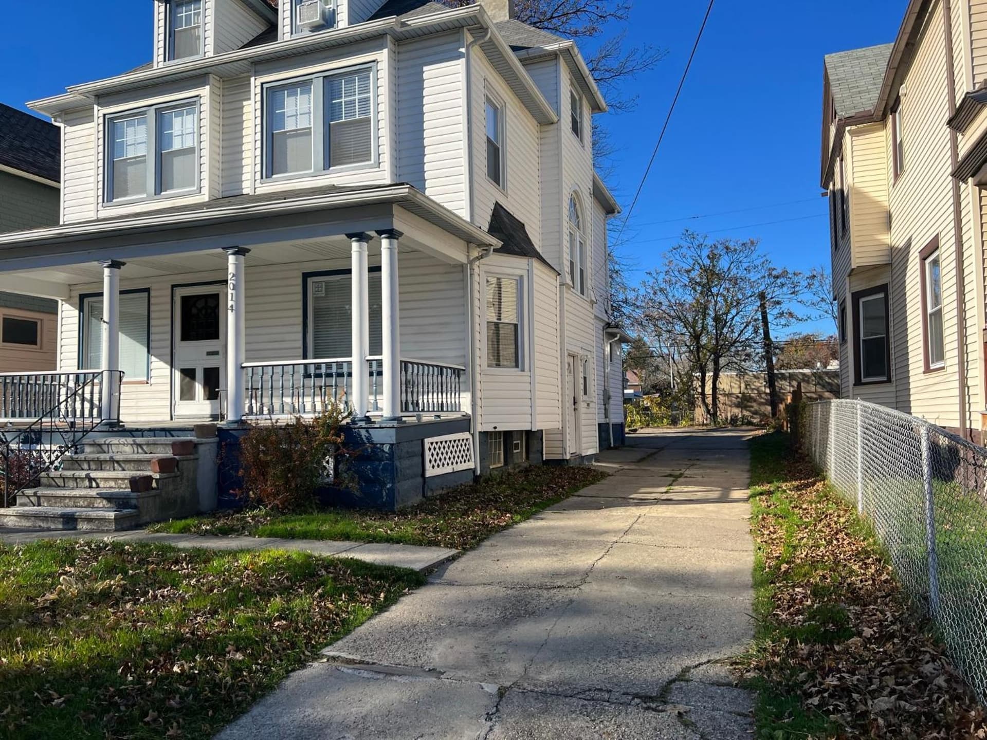 Stay with Jay Cleveland One property views in Cleveland, OH — gallery photo 3