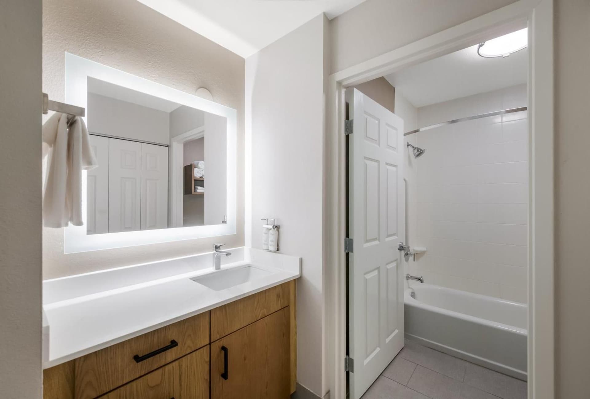Staybridge Suites Chesapeake-Virginia Beach by IHG gallery photo in Chesapeake, VA — image 79