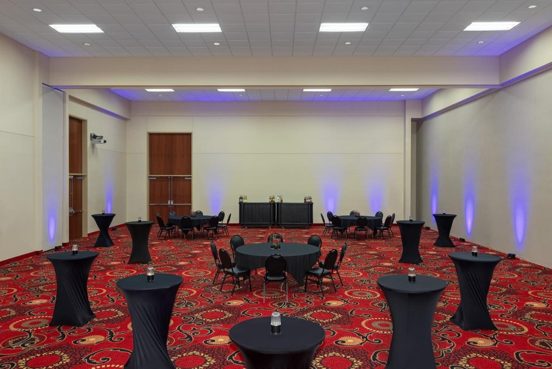 Holiday Inn Des Moines-Airport Conf Center by IHG gallery photo in Des Moines, IA — image 42