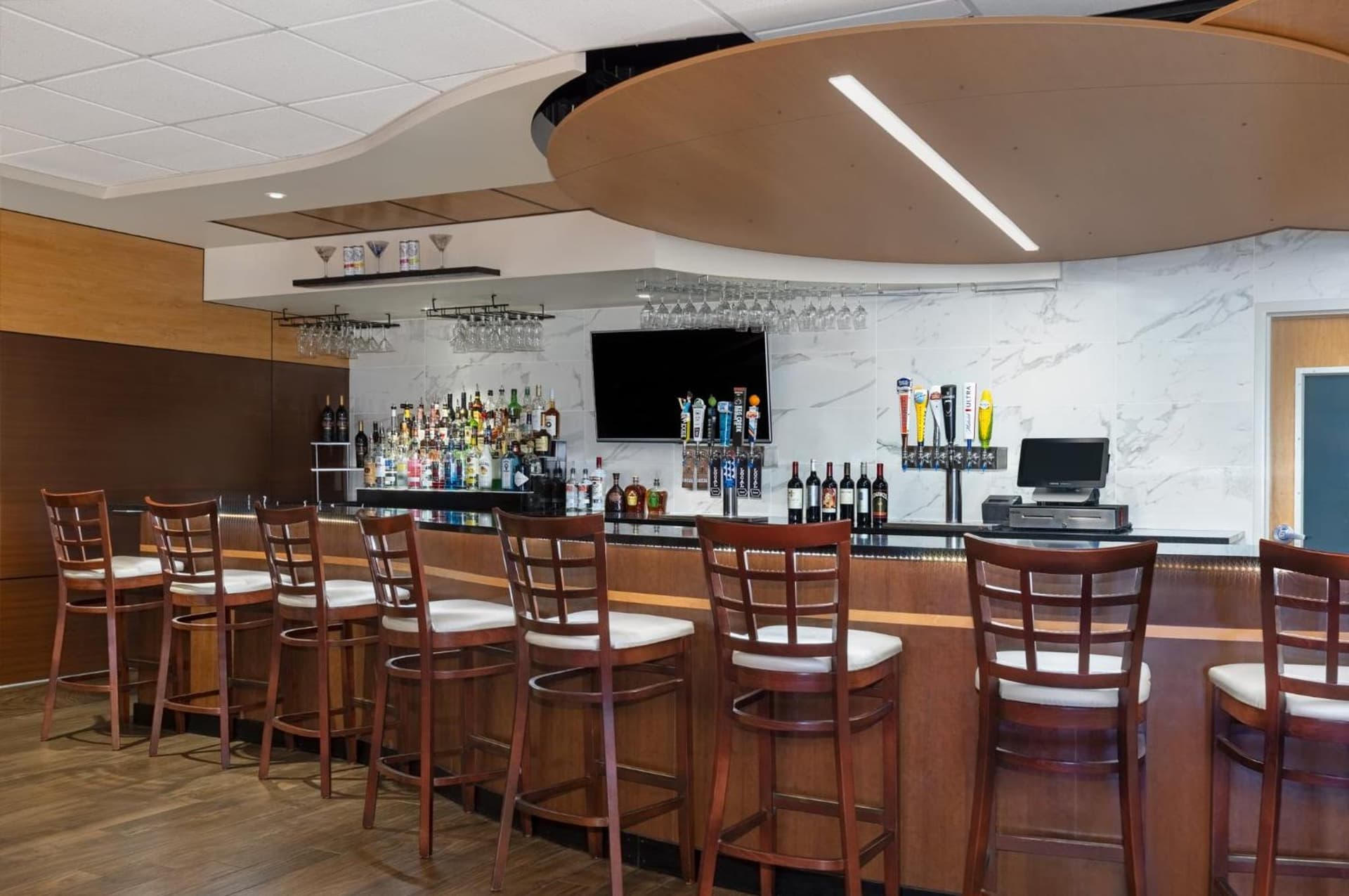 Holiday Inn Des Moines-Airport Conf Center by IHG gallery photo in Des Moines, IA — image 37