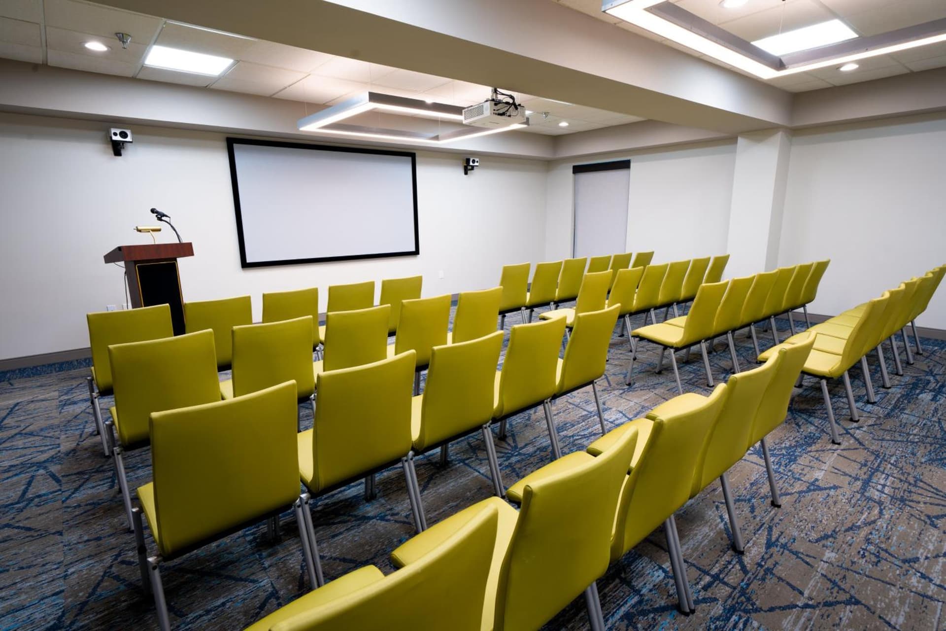 Holiday Inn Express Hotel & Suites Tampa-Oldsmar by IHG gallery photo in Oldsmar, FL — image 62