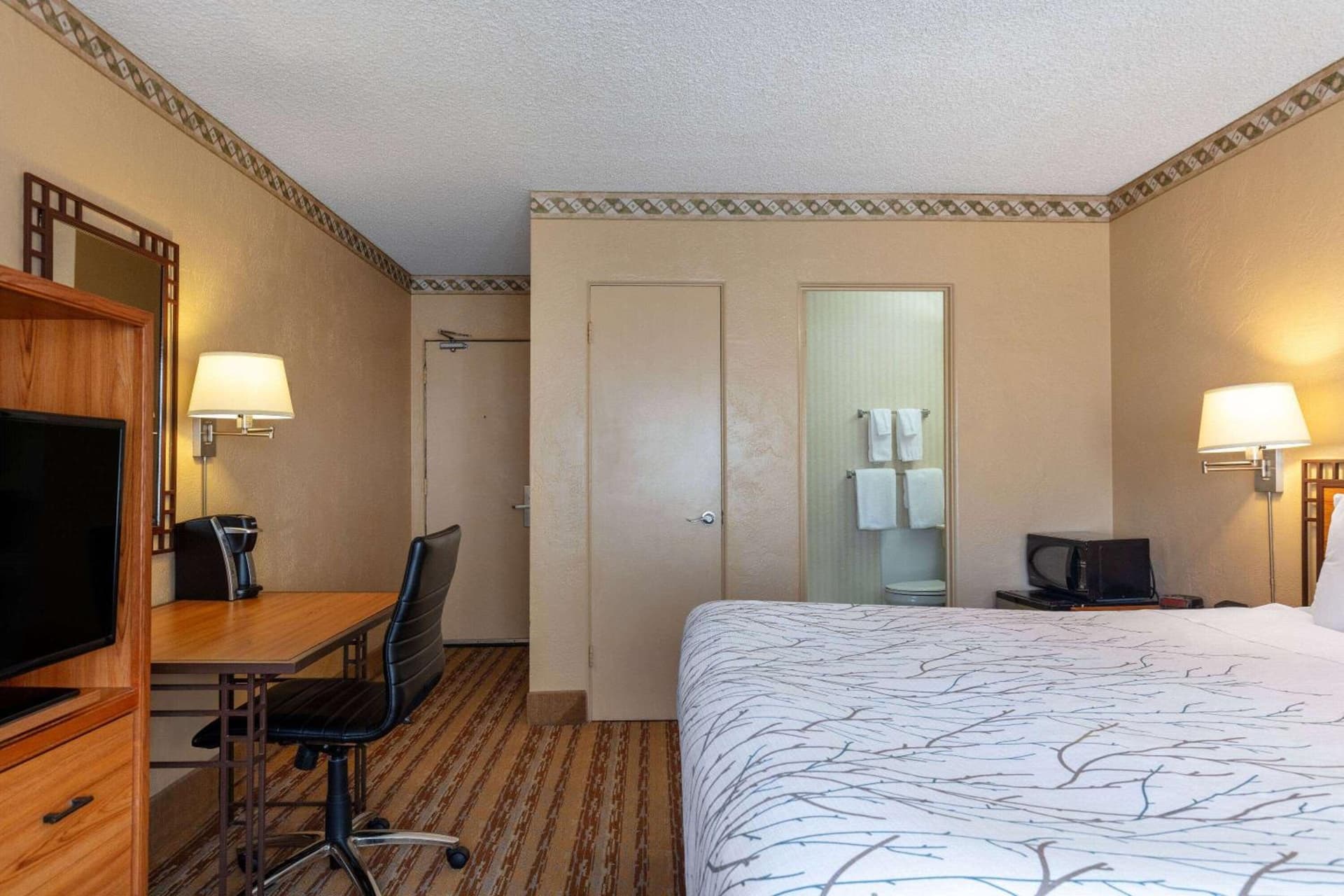 Travelodge by Wyndham Seattle By The Space Needle gallery photo in Seattle, WA — image 25