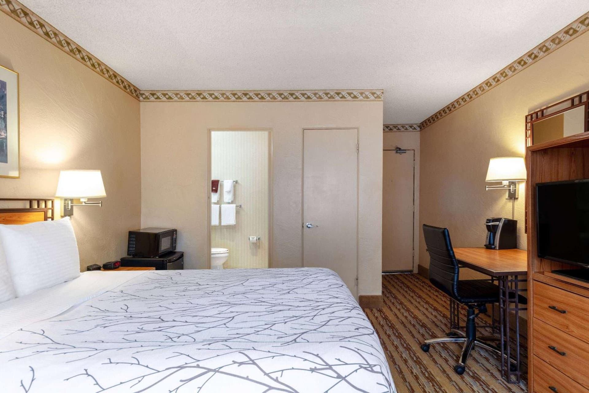 Travelodge by Wyndham Seattle By The Space Needle gallery photo in Seattle, WA — image 46