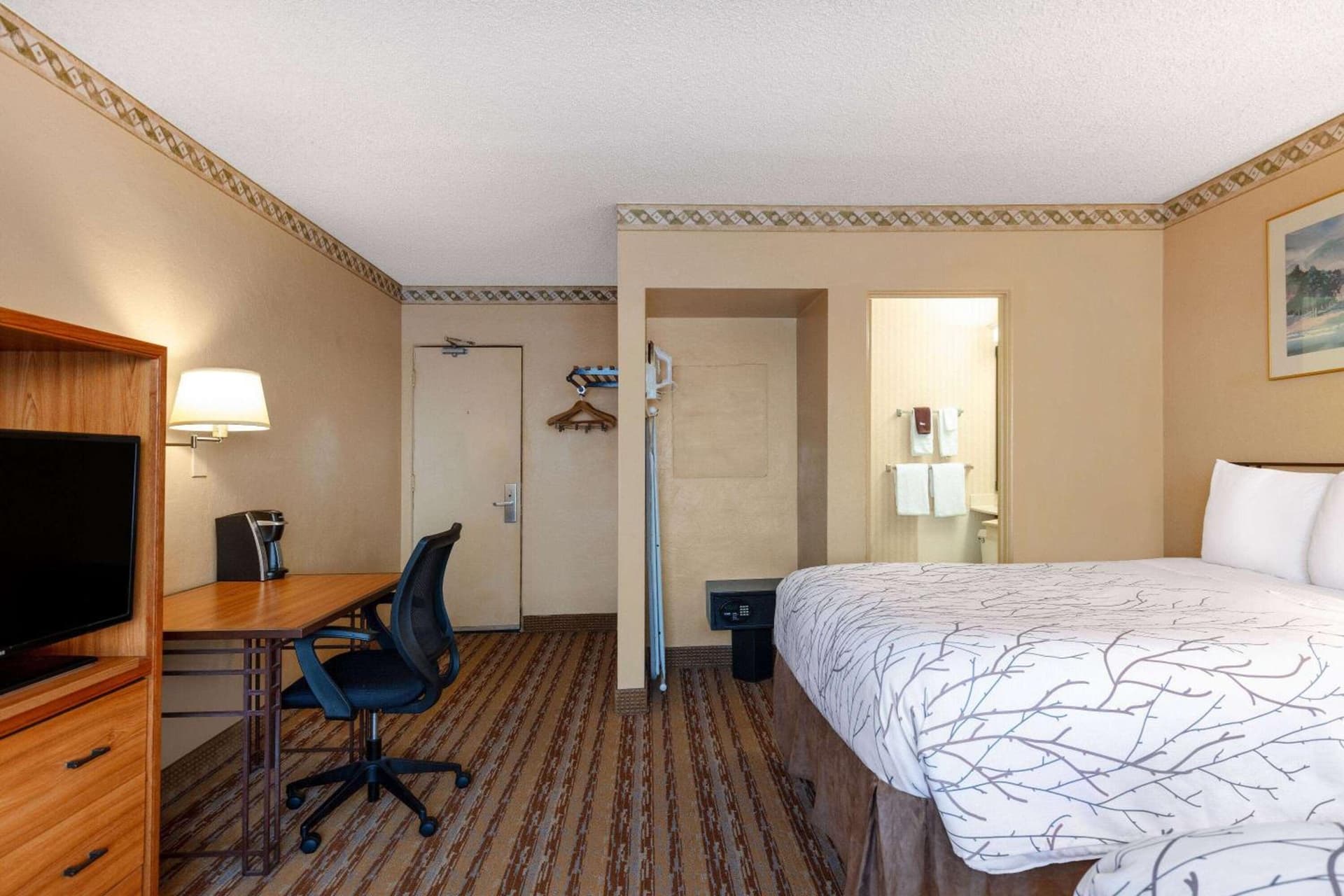 Travelodge by Wyndham Seattle By The Space Needle gallery photo in Seattle, WA — image 42