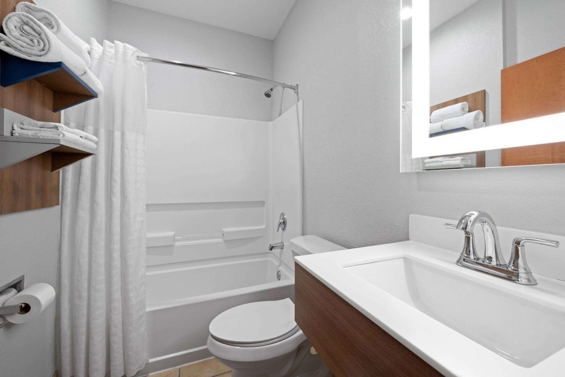 Microtel Inn & Suites by Wyndham of Houma gallery photo in Houma, LA — image 23