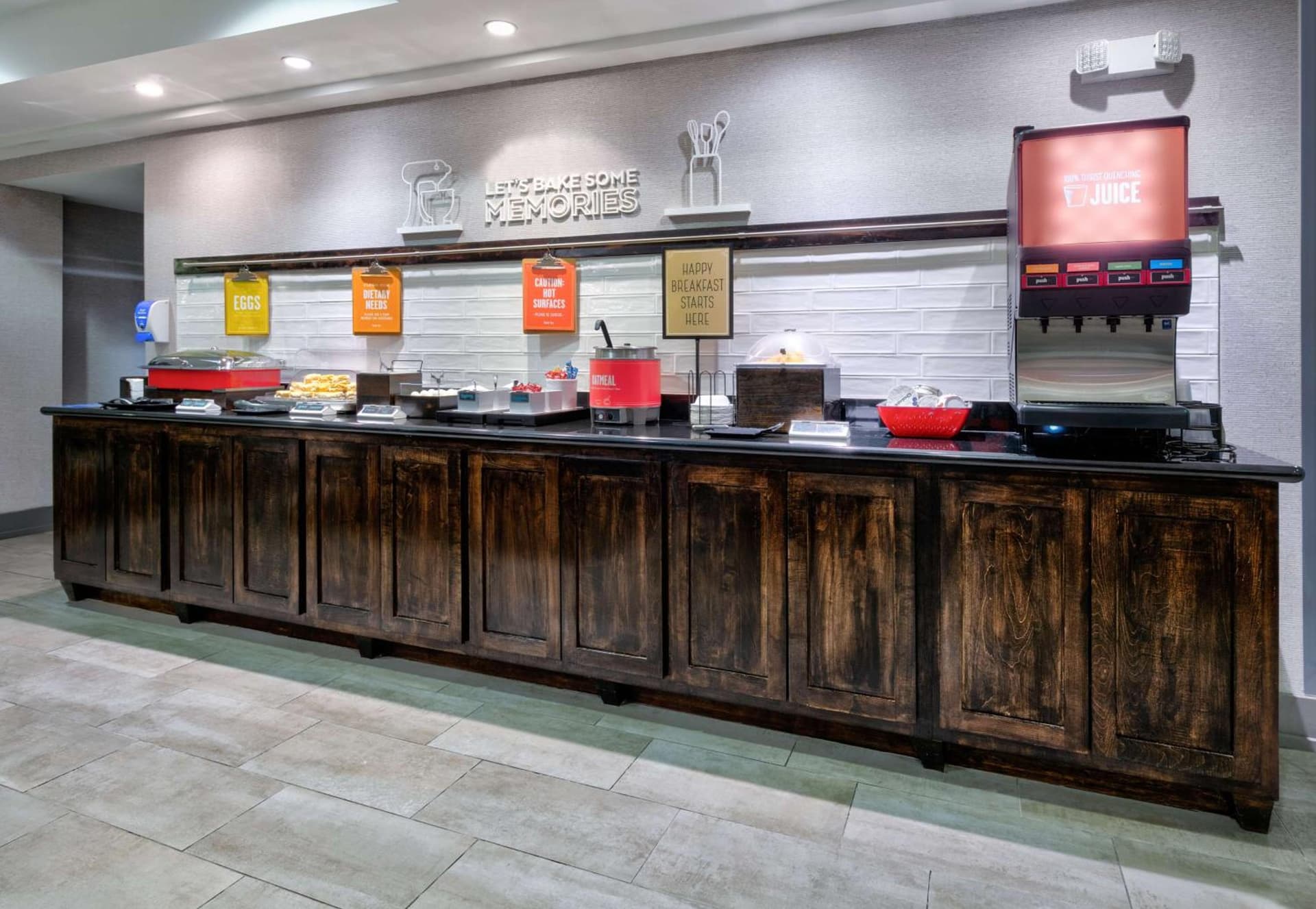 Hampton Inn Biloxi Beach Boulevard gallery photo in Biloxi, MS — image 15