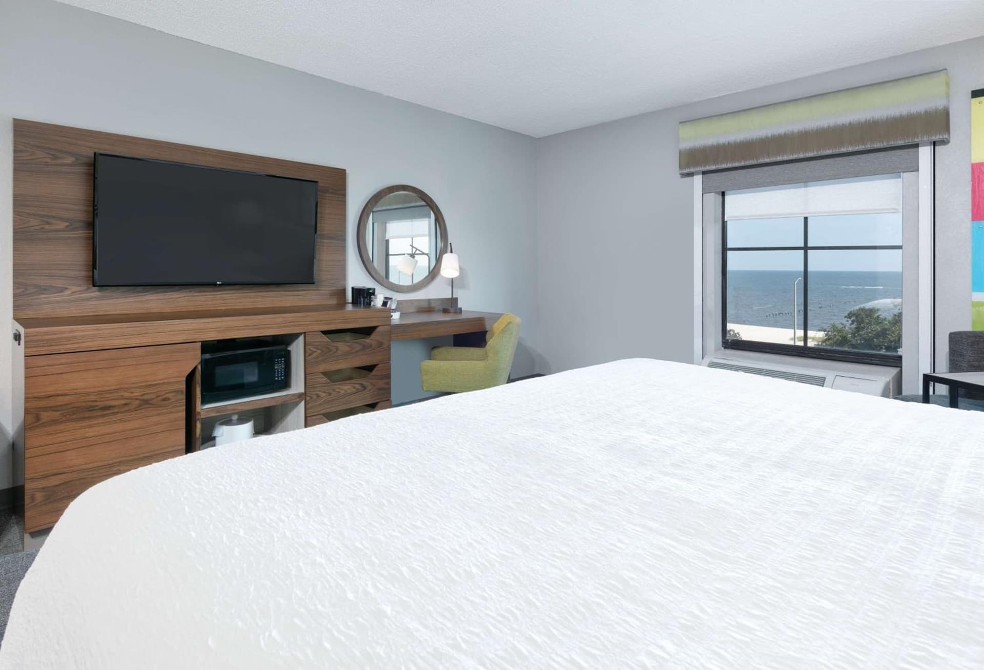 Hampton Inn Biloxi Beach Boulevard gallery photo in Biloxi, MS — image 4