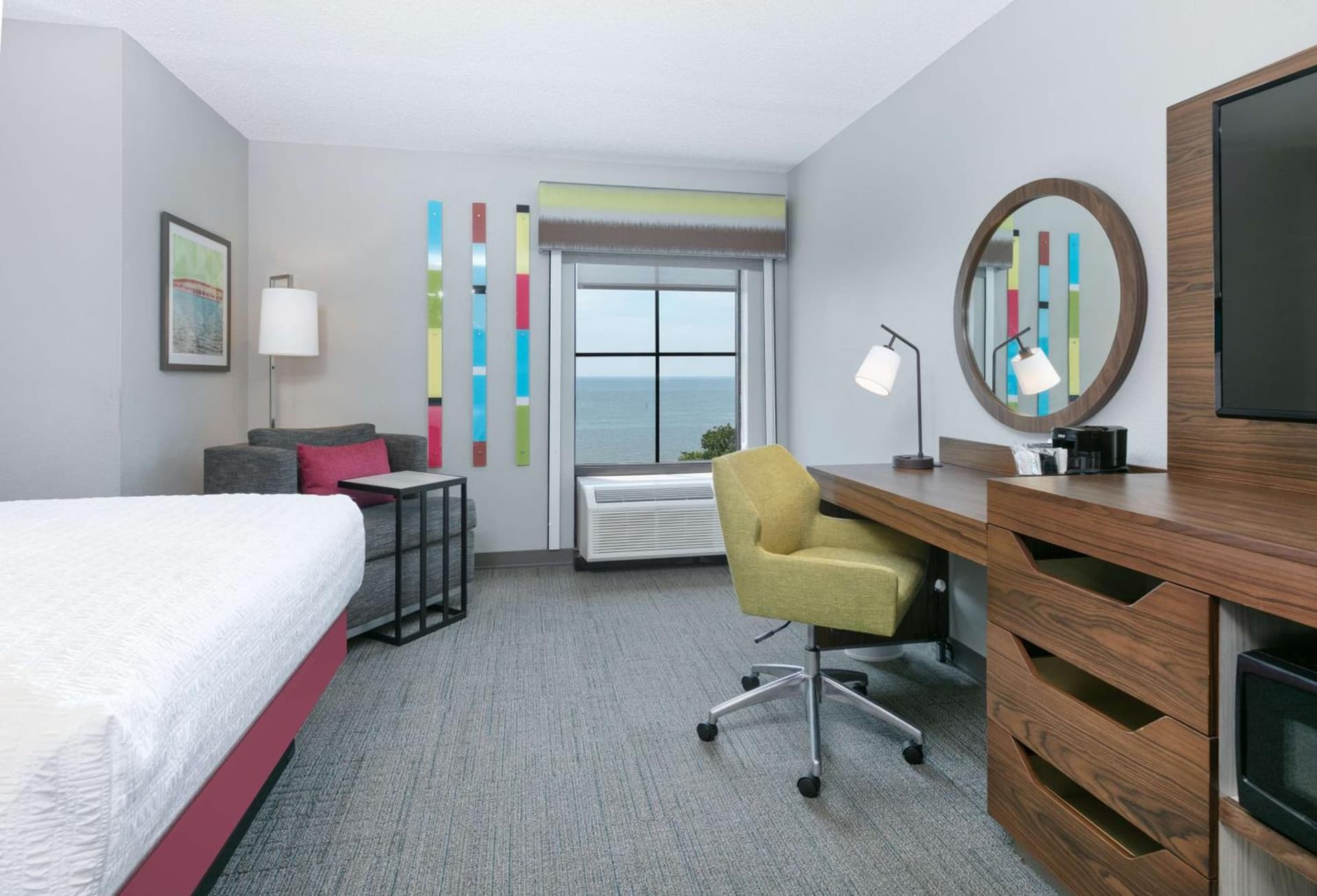 Hampton Inn Biloxi Beach Boulevard gallery photo in Biloxi, MS — image 7