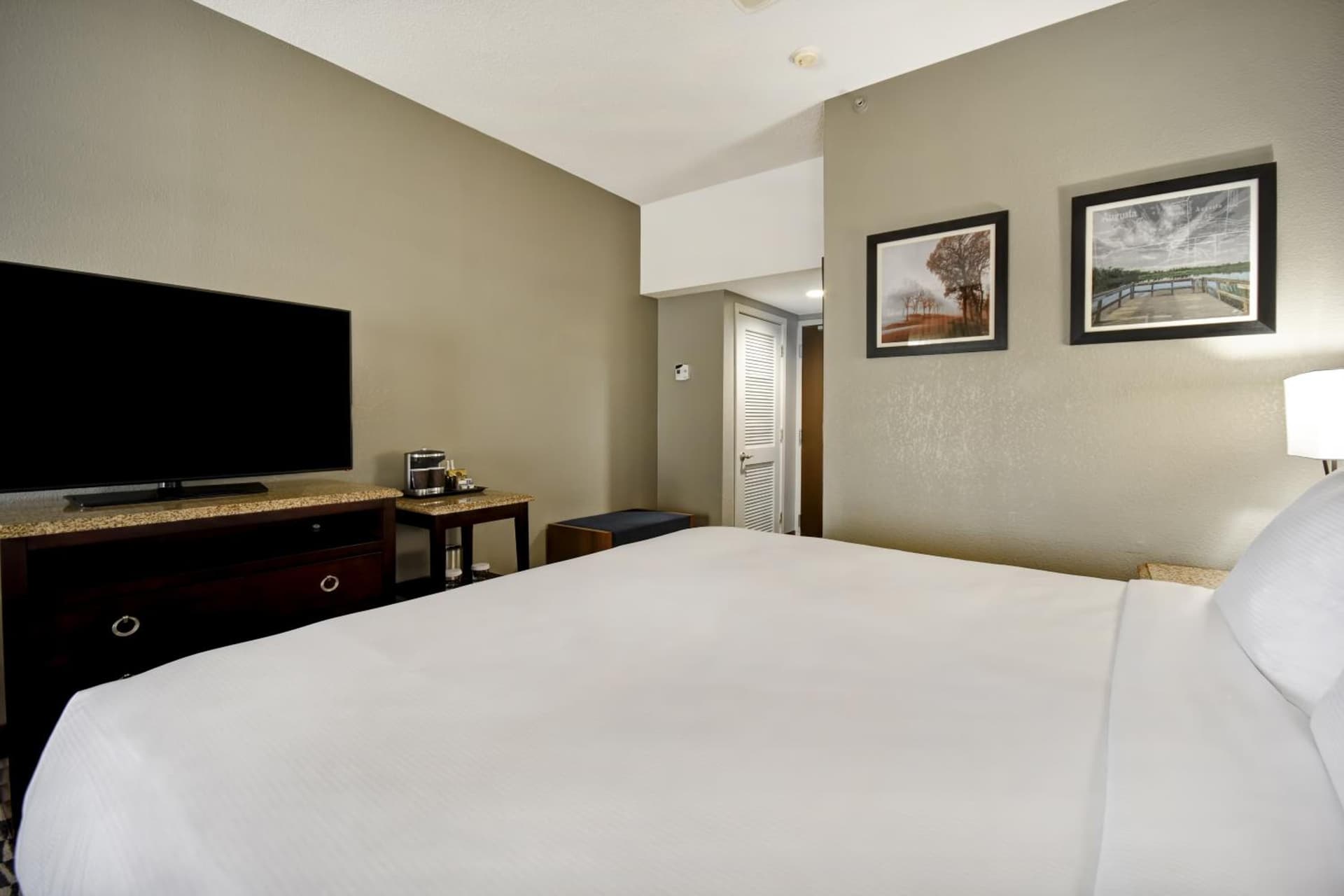 DoubleTree by Hilton Hotel Augusta gallery photo in Augusta, GA — image 11