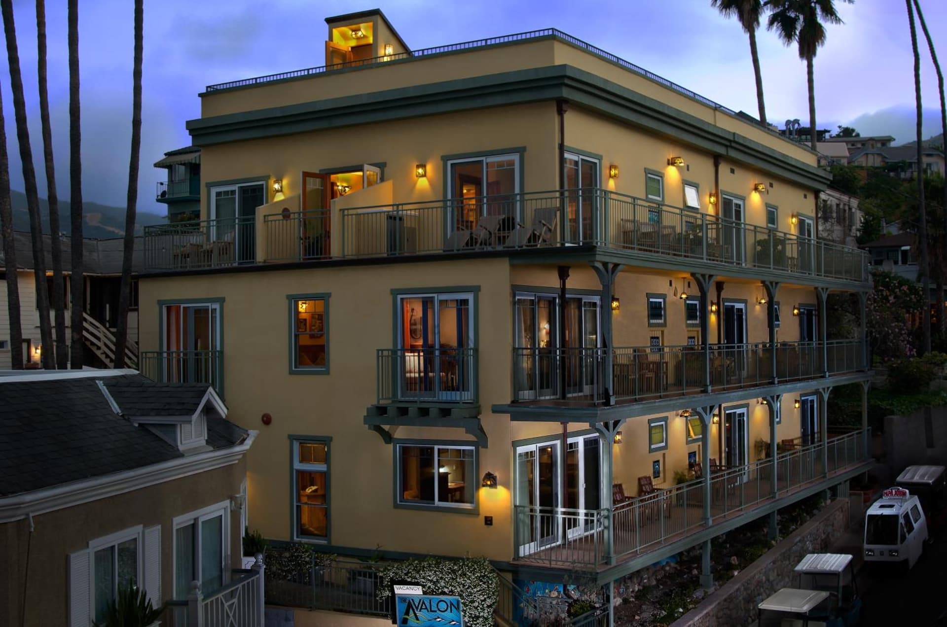 The Avalon Hotel in Catalina Island featured exterior or lobby in Avalon, CA — similar hotel