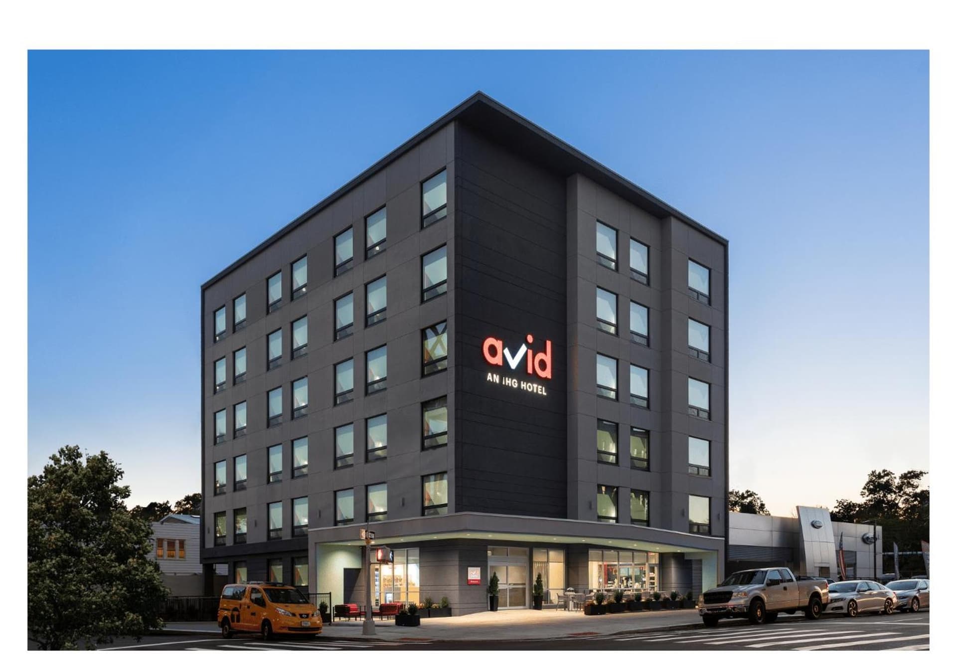 avid hotels - Brooklyn Dyker Heights by IHG gallery photo in Brooklyn, NY — image 69