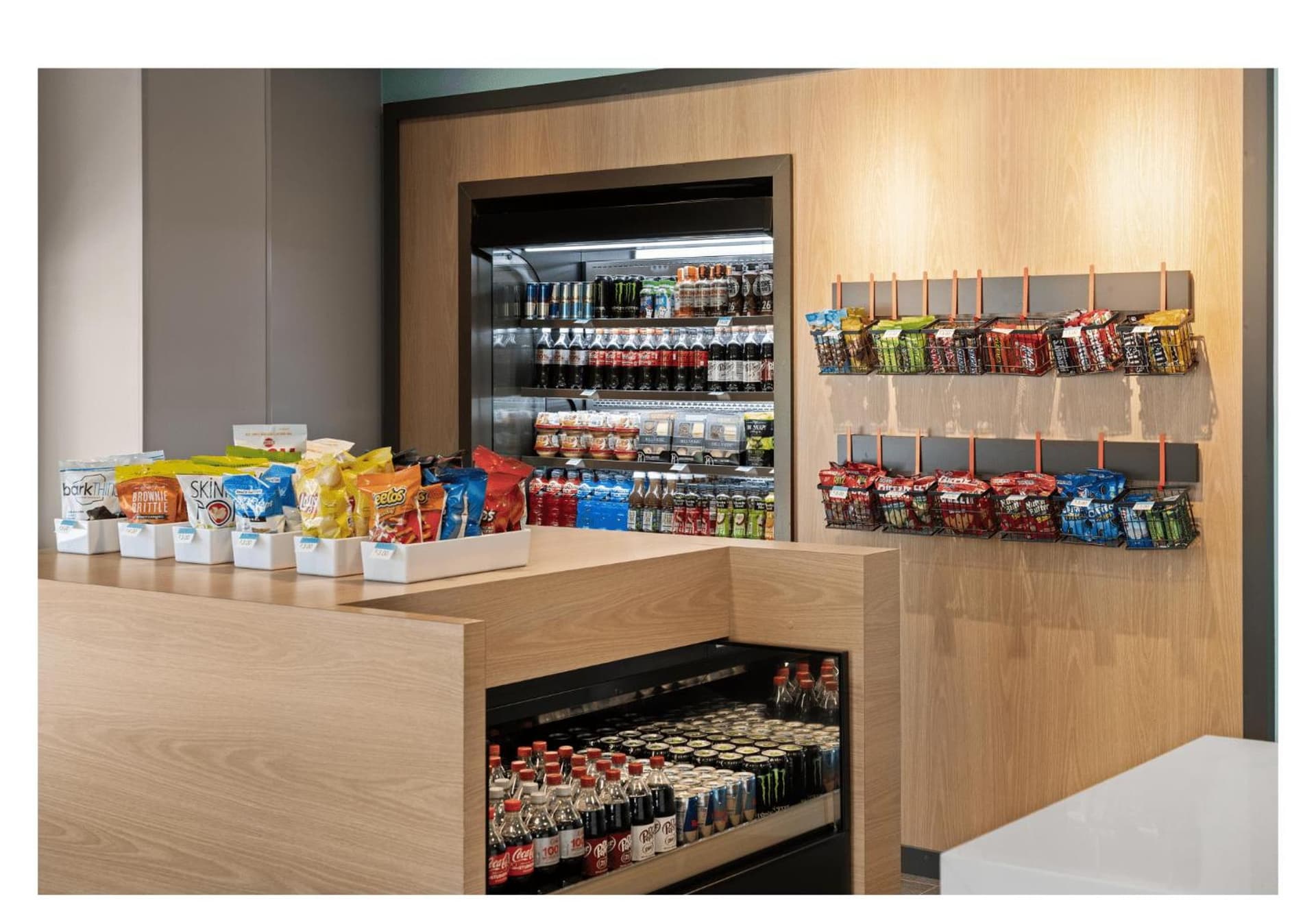 avid hotels - Brooklyn Dyker Heights by IHG gallery photo in Brooklyn, NY — image 57