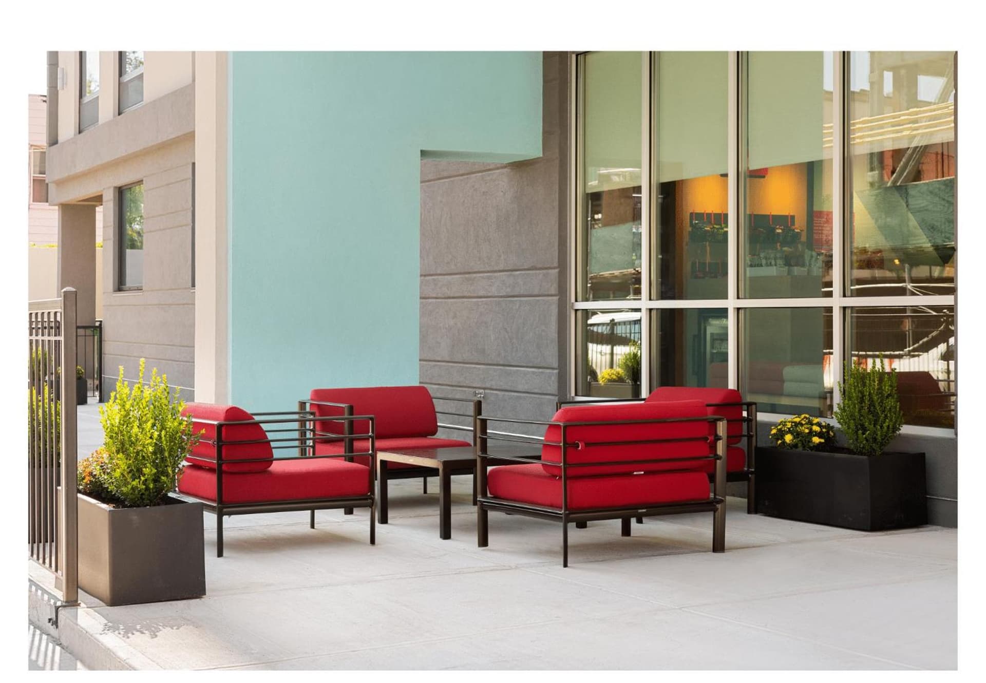avid hotels - Brooklyn Dyker Heights by IHG gallery photo in Brooklyn, NY — image 61