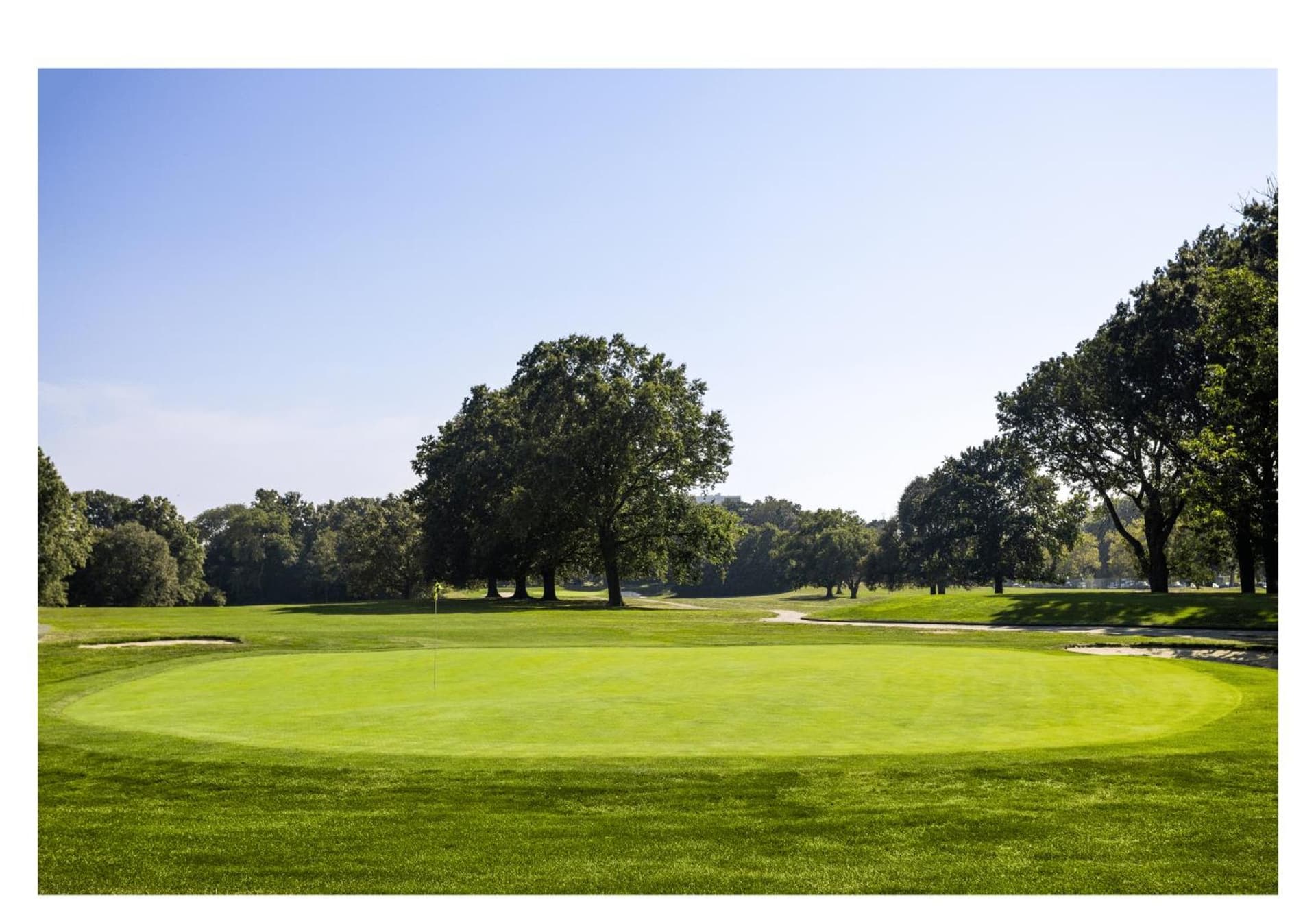 avid hotels - Brooklyn Dyker Heights by IHG gallery photo in Brooklyn, NY — image 5