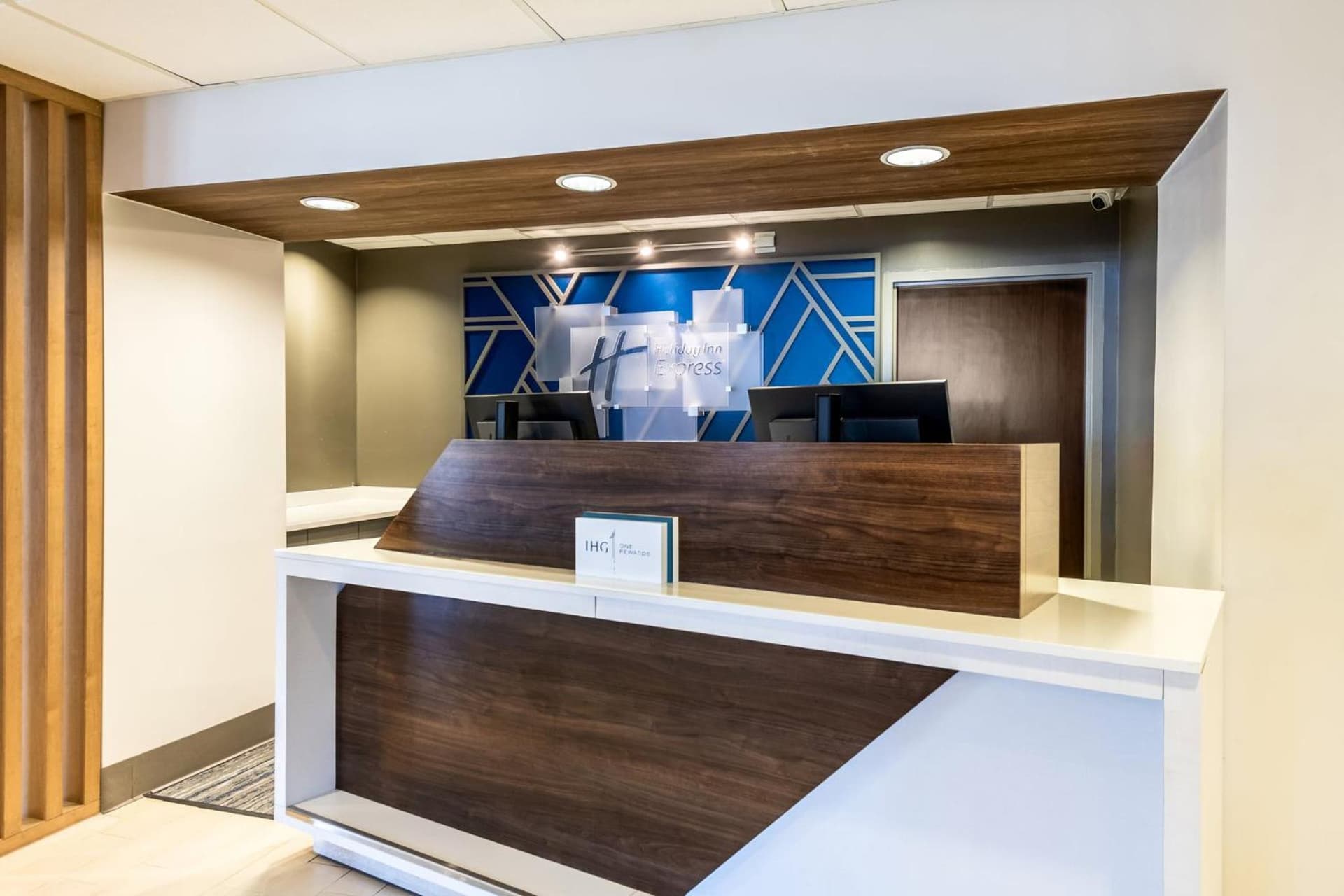 Holiday Inn Express Hotels- Hampton by IHG gallery photo in Hampton, VA — image 91