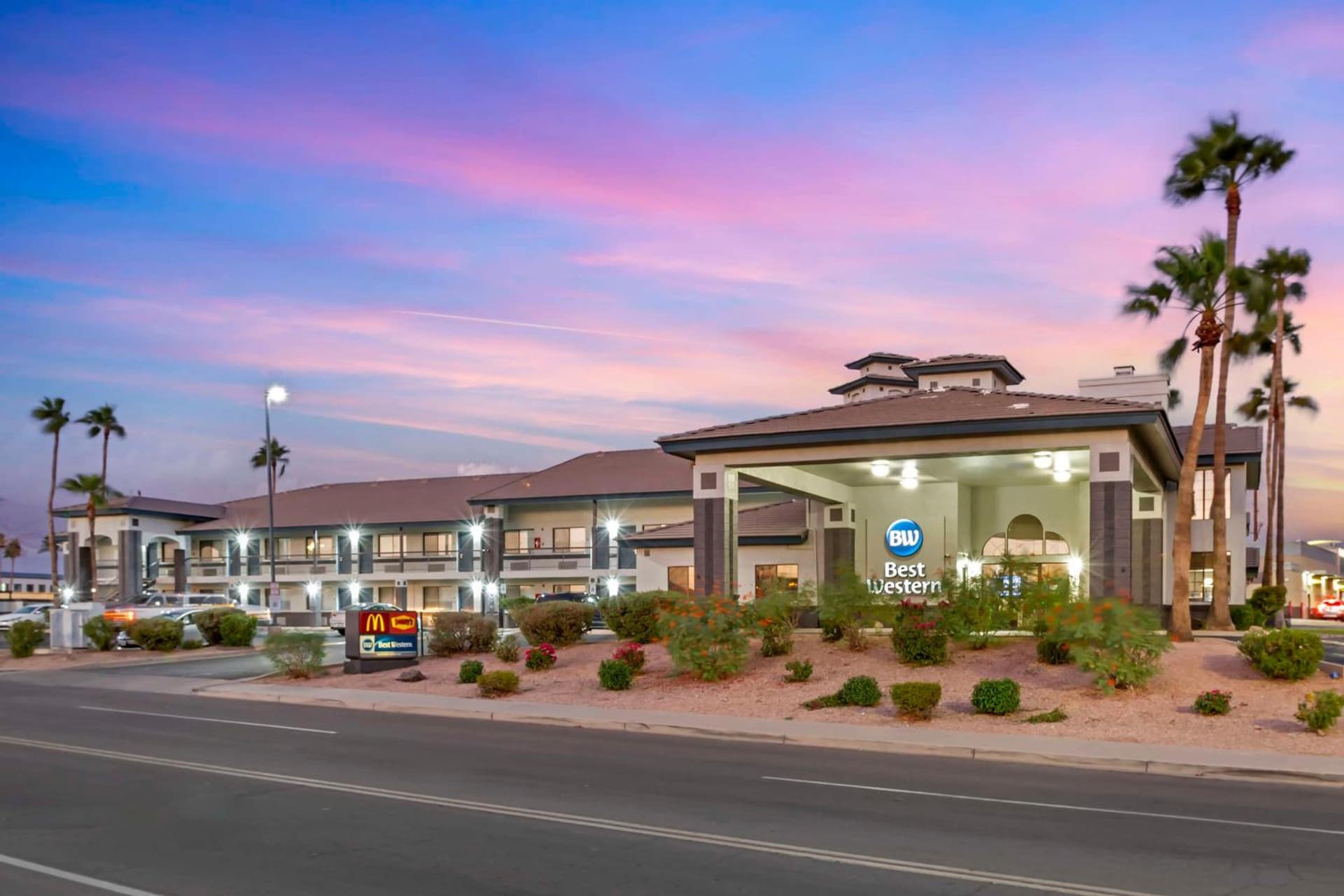 Best Western Superstition Springs Inn gallery photo in Mesa, AZ — image 8