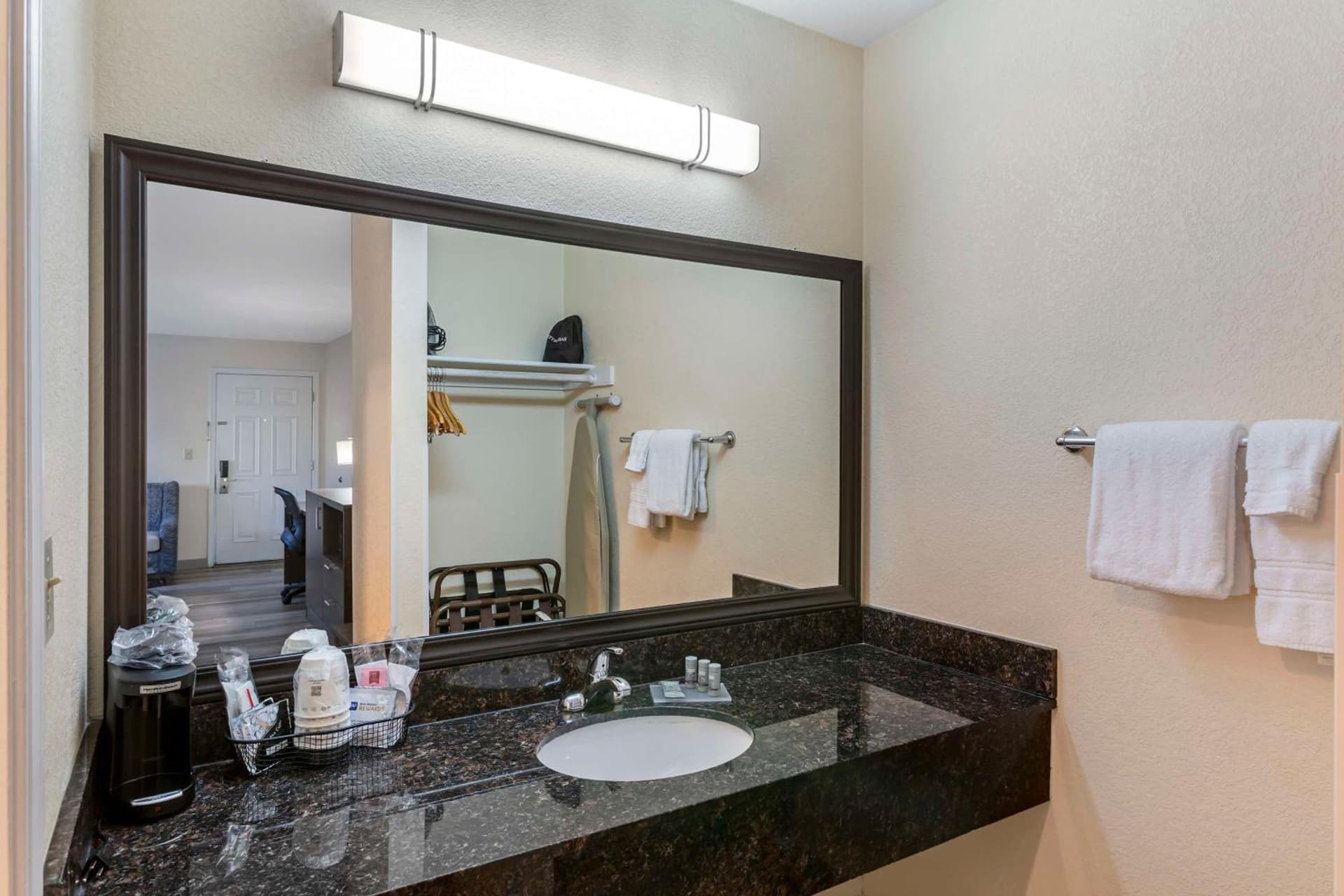 Best Western Superstition Springs Inn gallery photo in Mesa, AZ — image 18