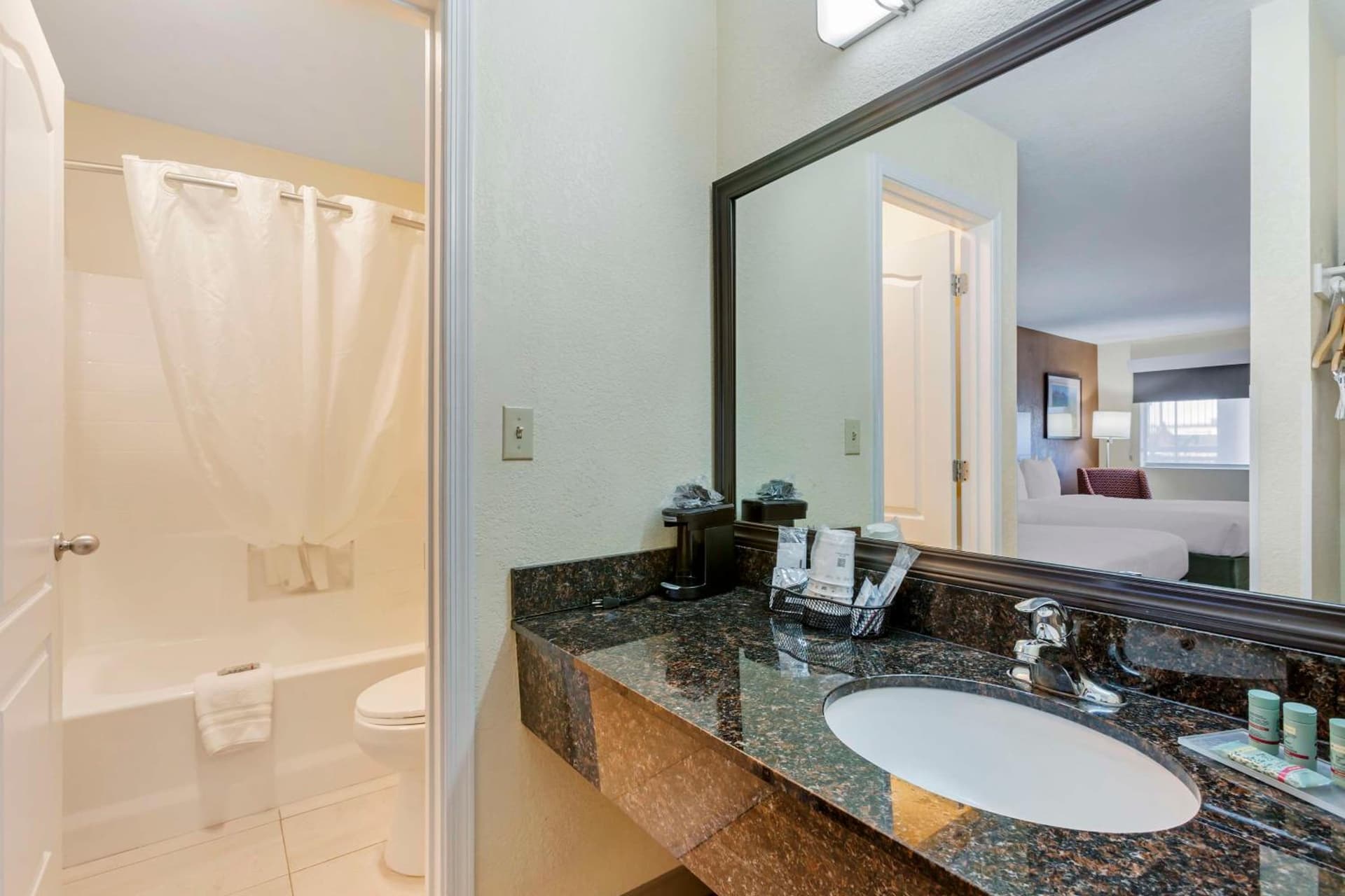 Best Western Superstition Springs Inn gallery photo in Mesa, AZ — image 30