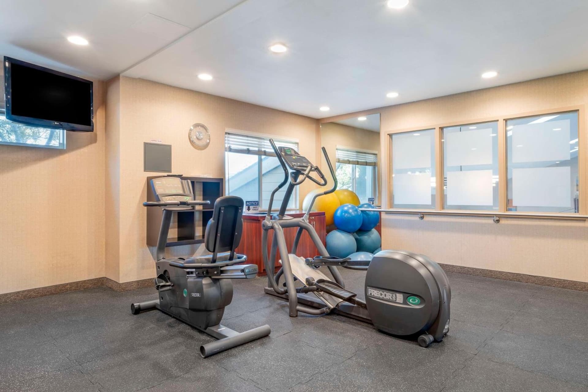 Best Western Plus Bayside Hotel gallery photo in Oakland, CA — image 4