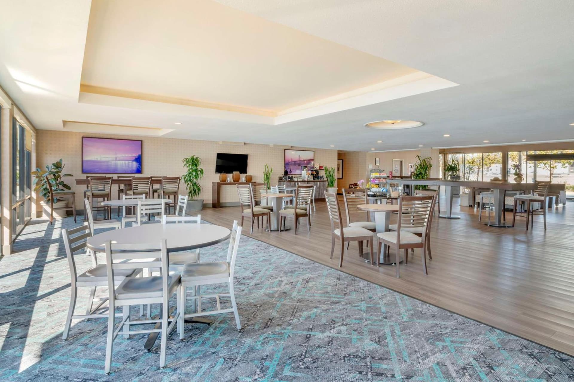 Best Western Plus Bayside Hotel gallery photo in Oakland, CA — image 8