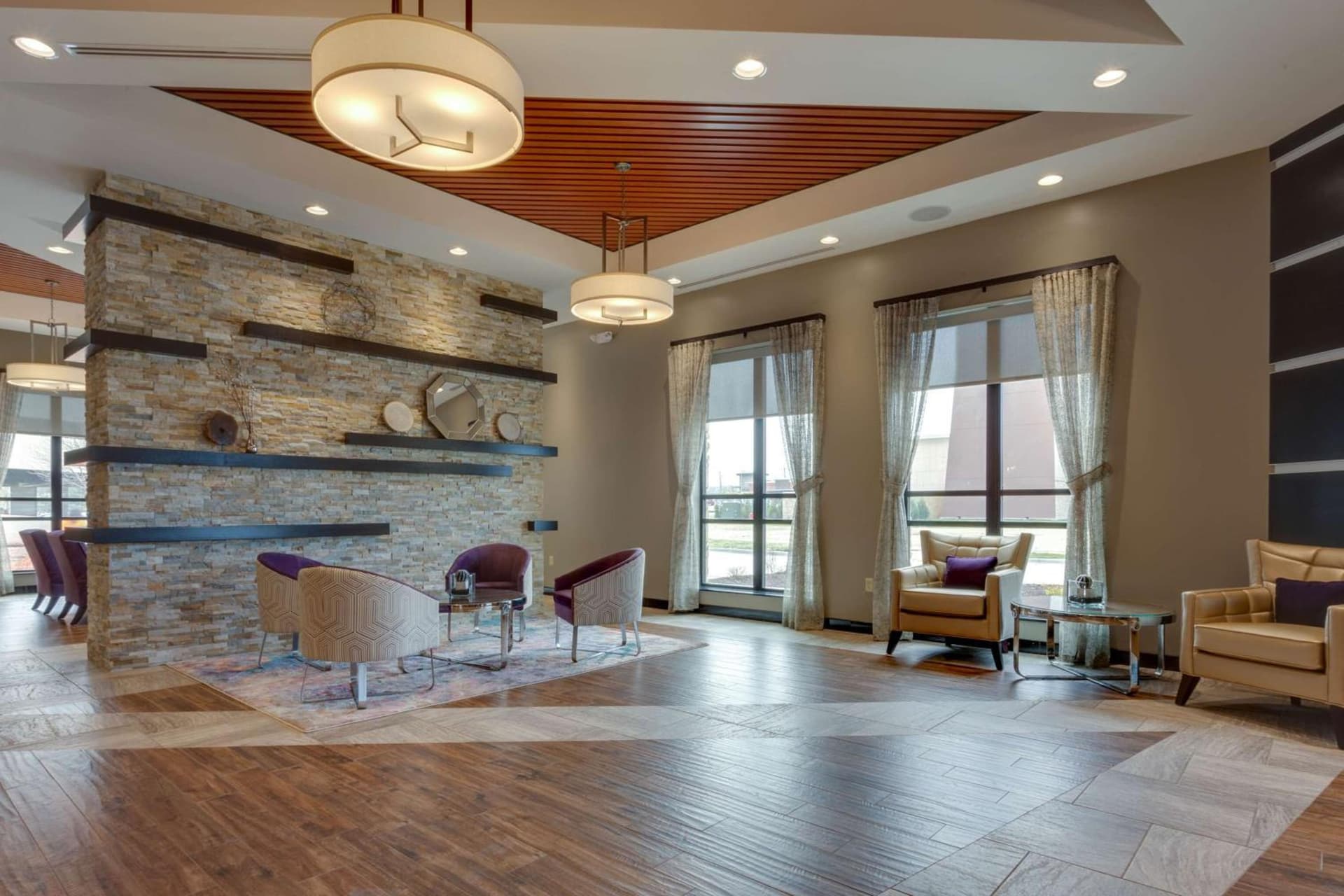 Drury Inn & Suites Overland Park property views in Overland Park, KS — gallery photo 3