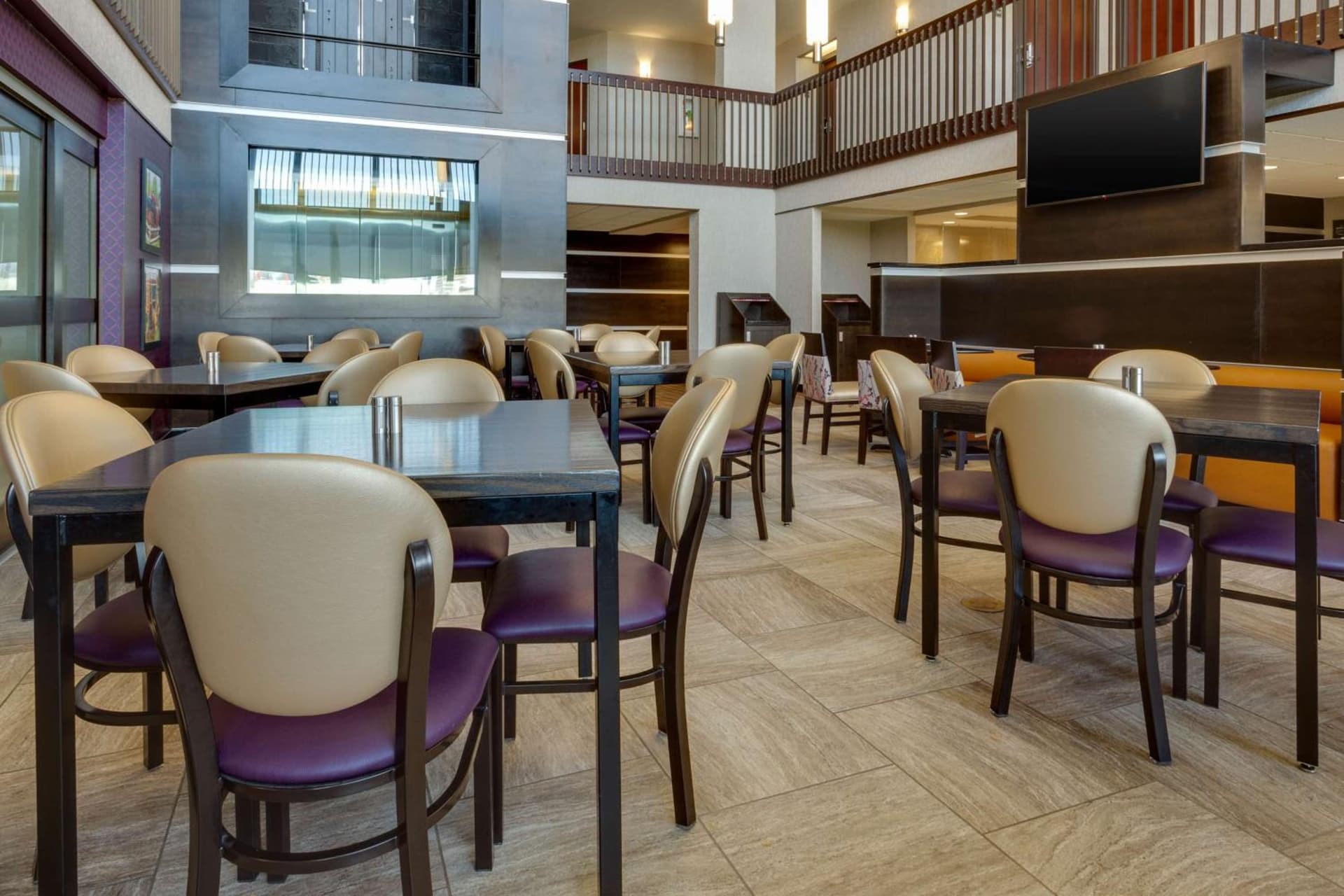 Drury Inn & Suites Overland Park gallery photo in Overland Park, KS — image 23