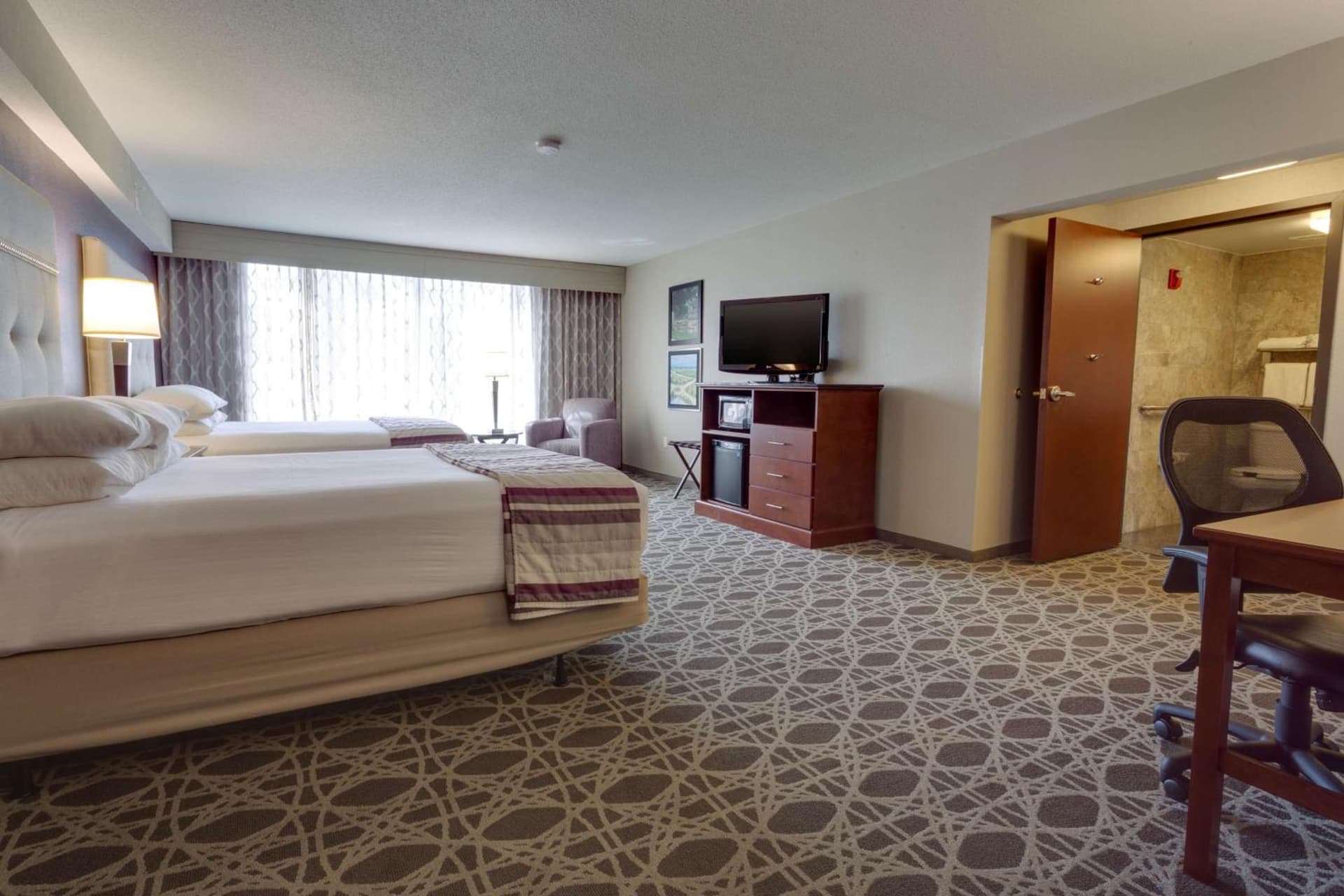 Drury Inn & Suites Overland Park gallery photo in Overland Park, KS — image 9