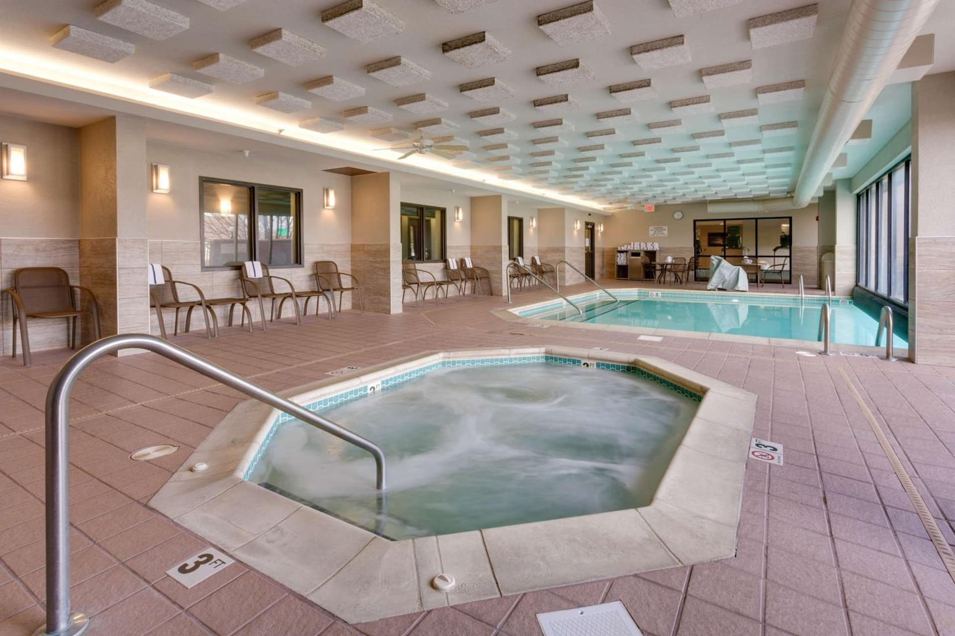 Drury Inn & Suites Overland Park gallery photo in Overland Park, KS — image 33
