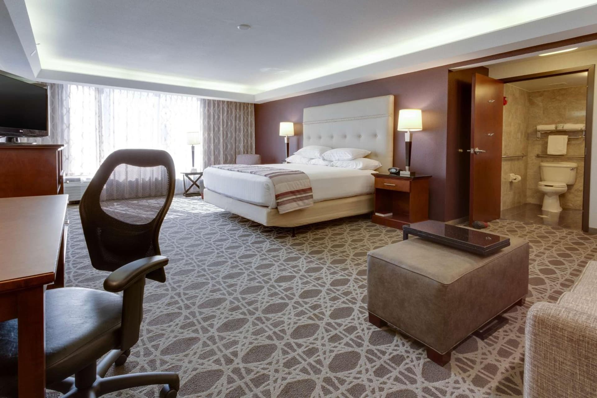 Drury Inn & Suites Overland Park gallery photo in Overland Park, KS — image 32