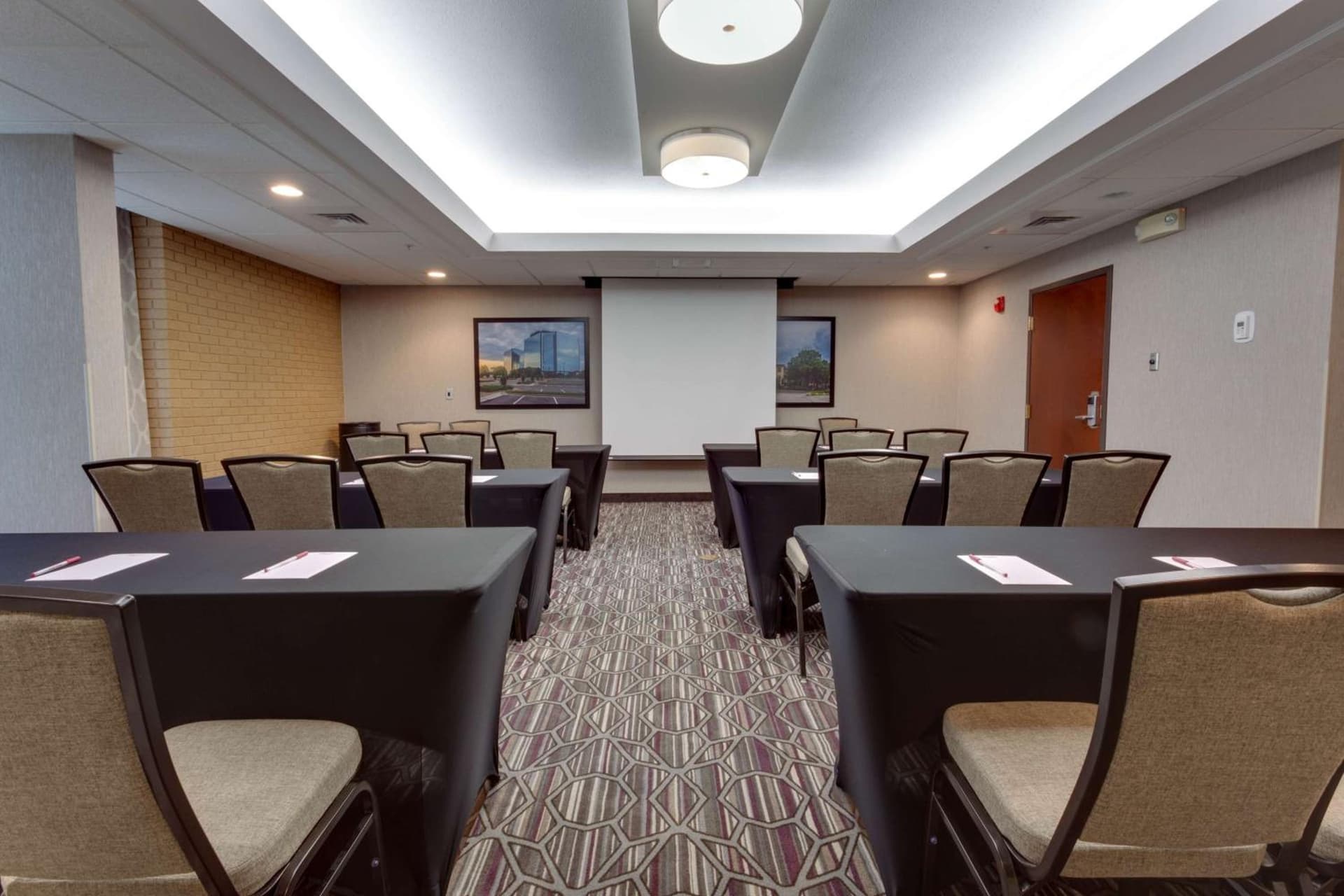 Drury Inn & Suites Overland Park gallery photo in Overland Park, KS — image 7