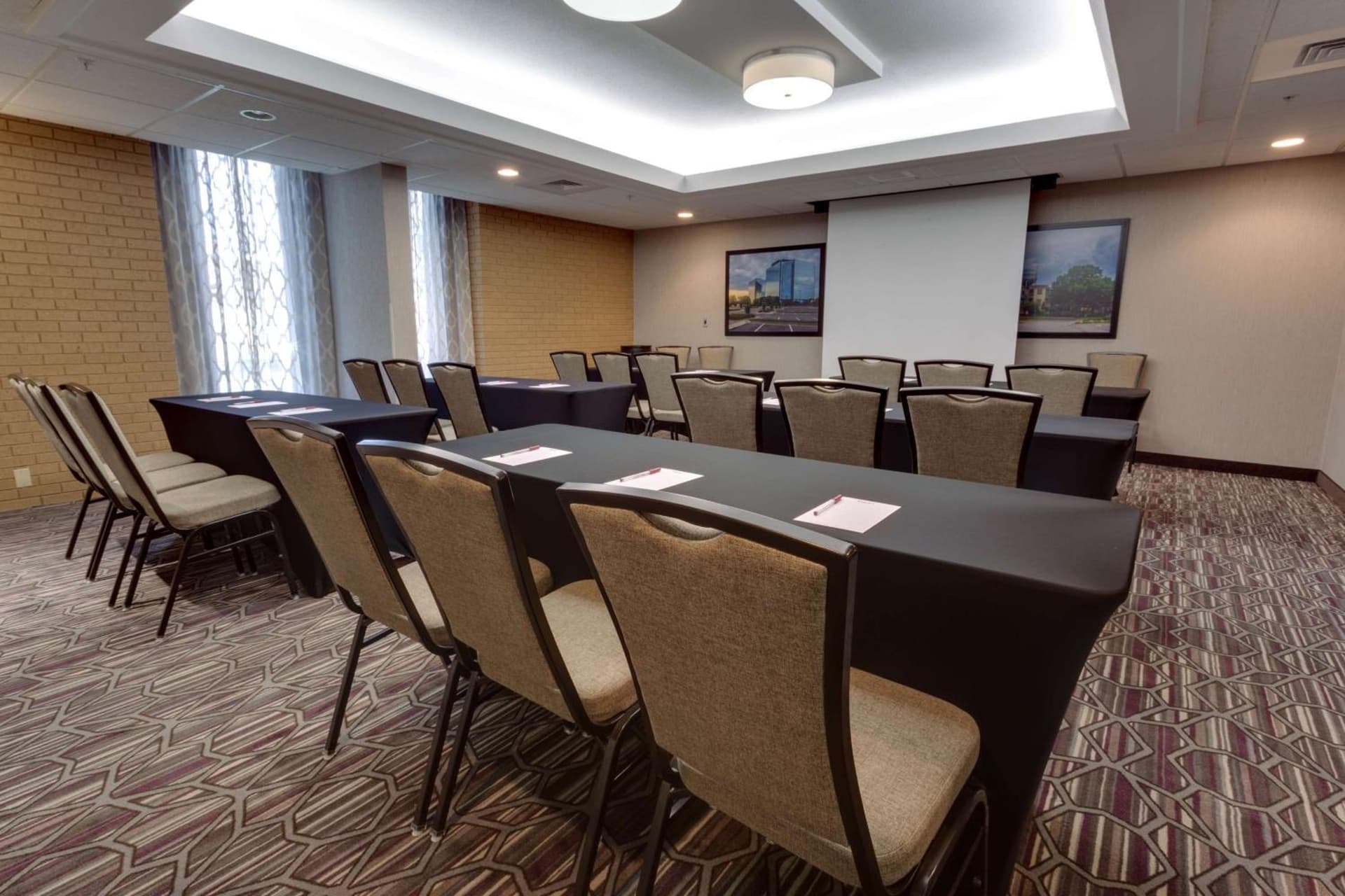 Drury Inn & Suites Overland Park gallery photo in Overland Park, KS — image 46