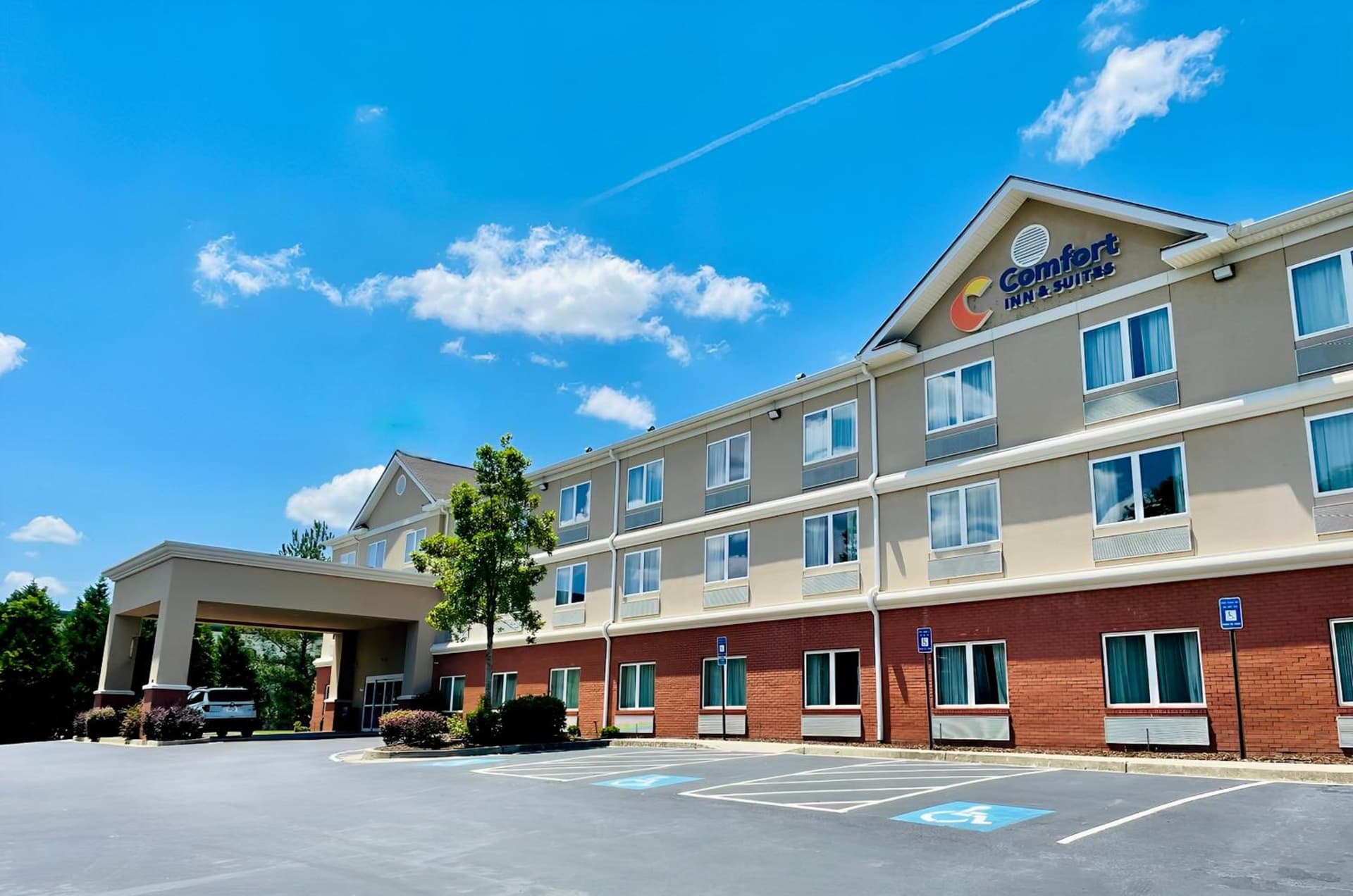 Comfort Inn & Suites Augusta Fort Gordon Area property views in Augusta, GA — gallery photo 3